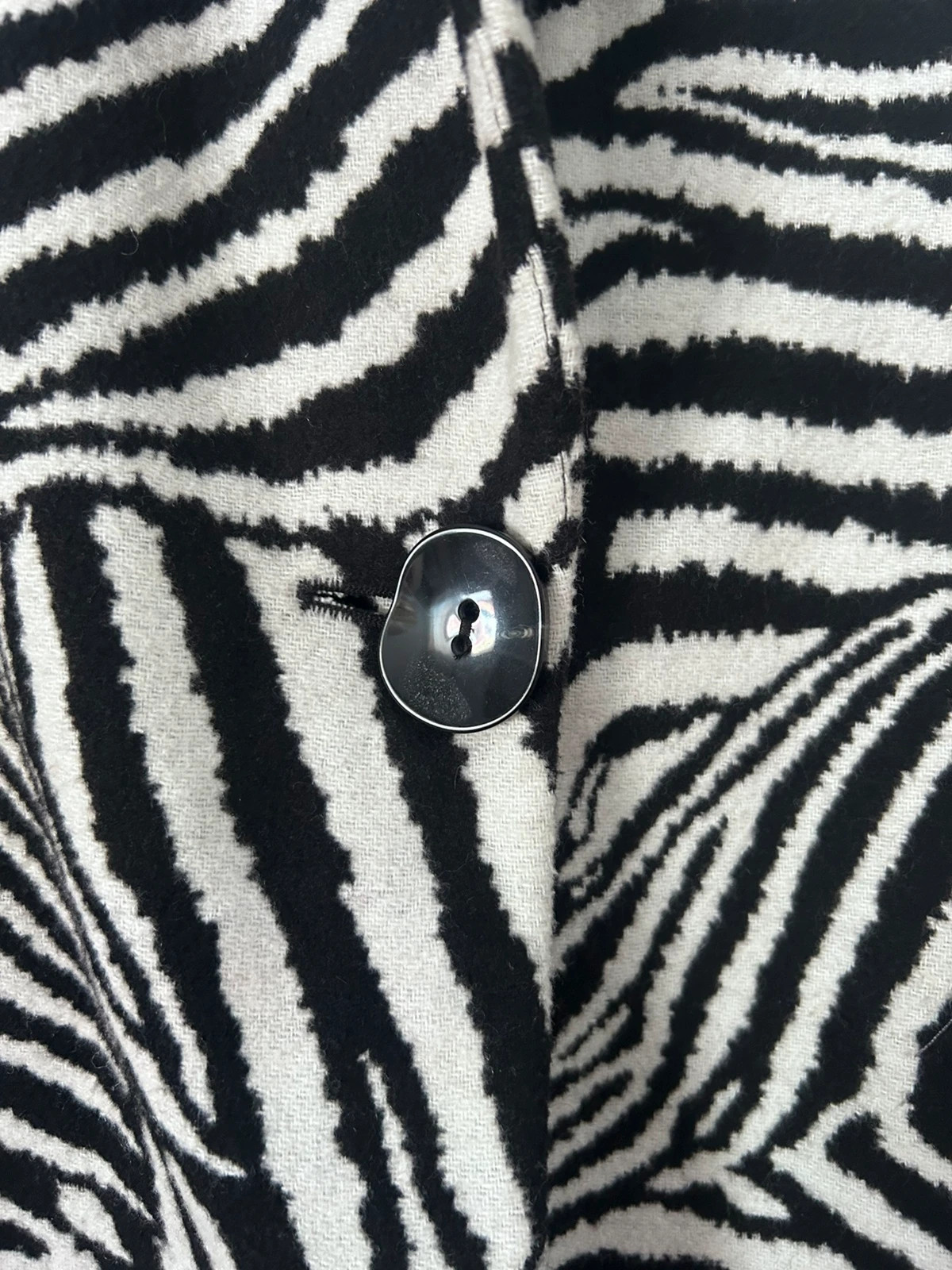 Abrigo estampado cebra Zara Talla S – Zara – taille S / 36 / 8 3