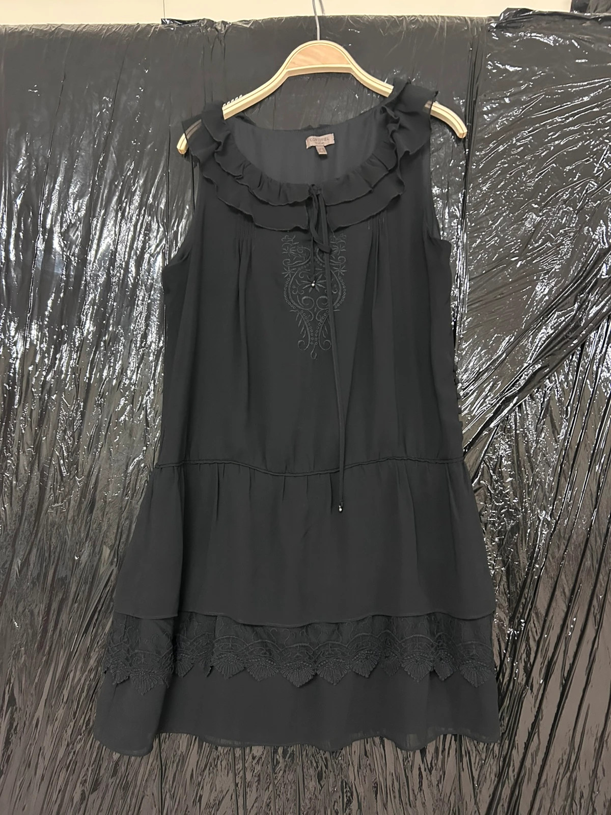 Vestido negro Cortefiel 42