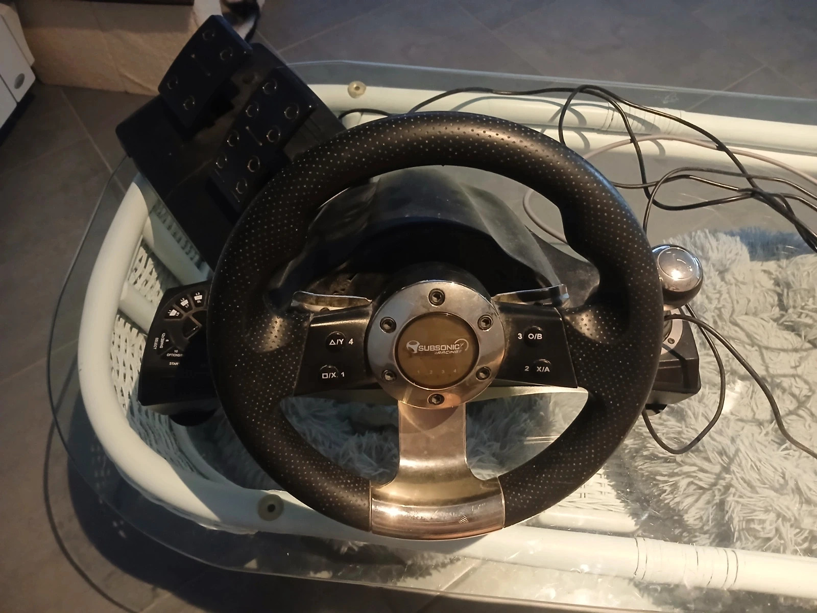 Volants et pédale console – Subsonic