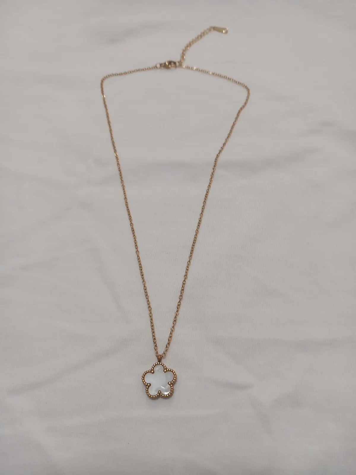Collier fleur en acier inoxydable  – Pas de marque 2