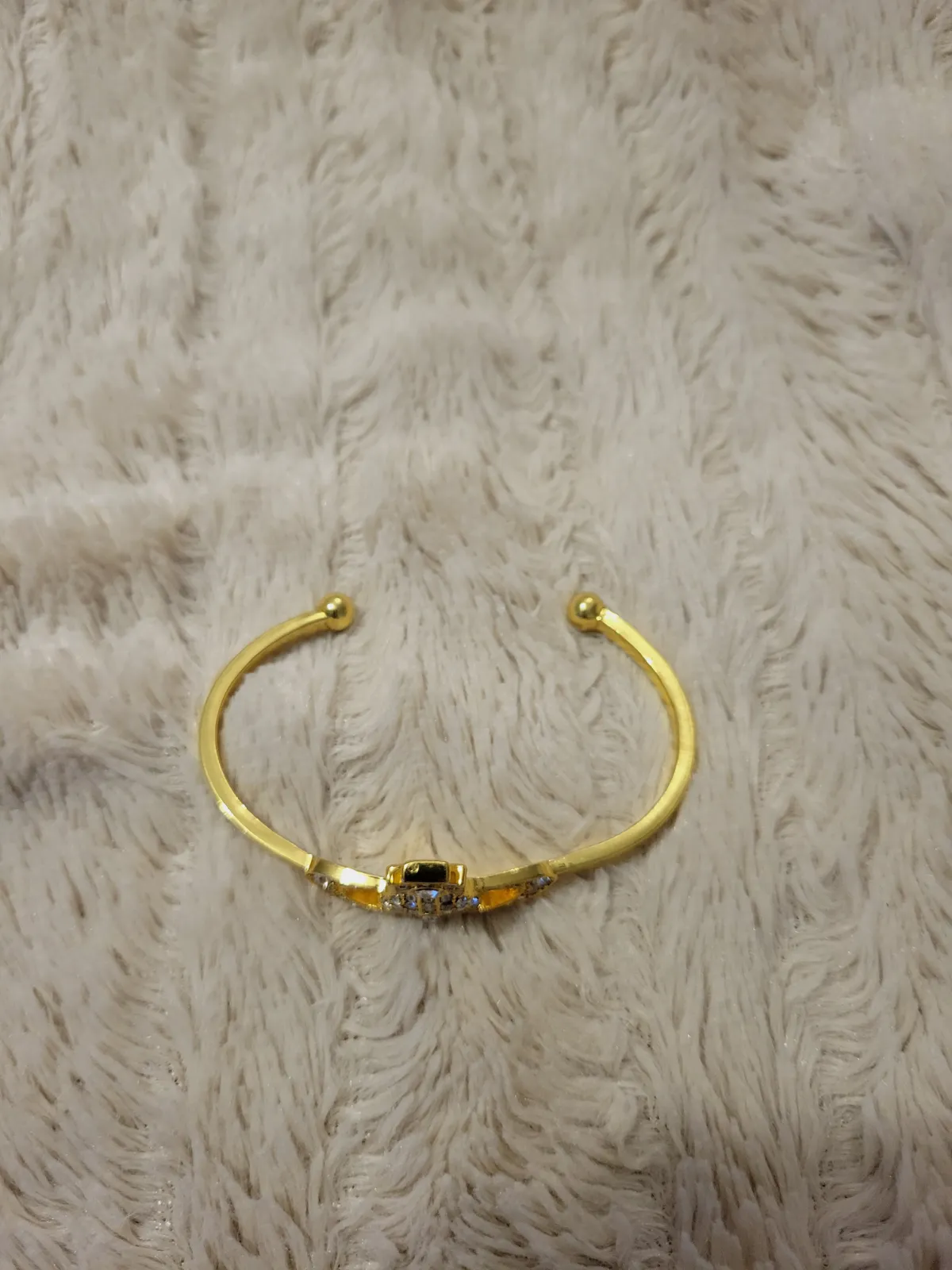 Bracelet jonc doré style Vivienne Westwood avec strass – Vivienne Westwood – taille Taille unique 4