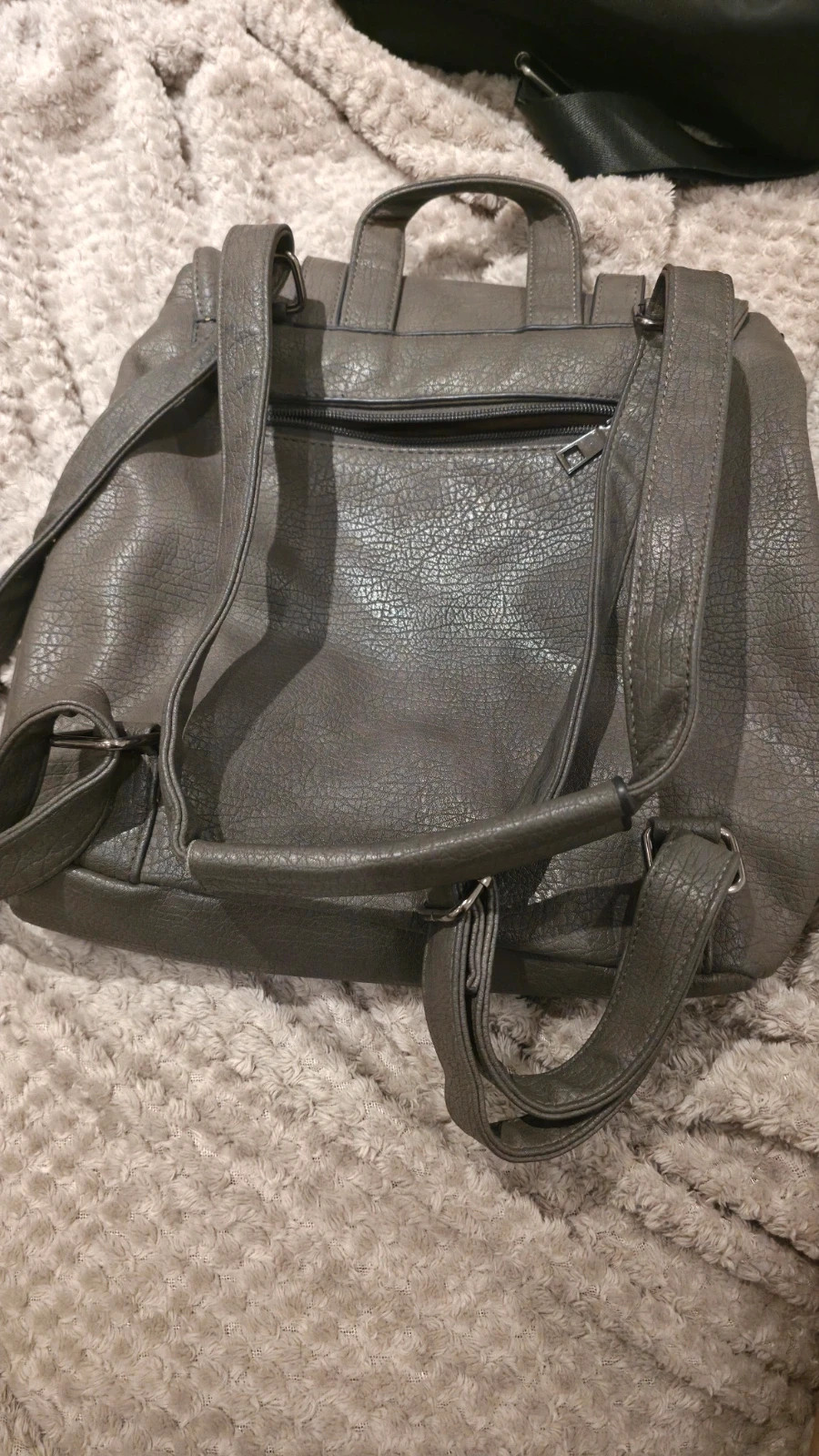 Multi use bag – Source Unknown 4