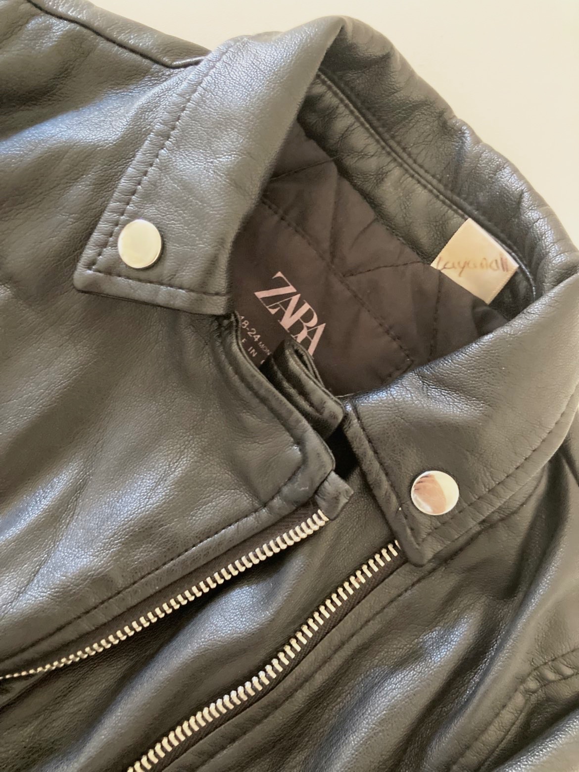 Blouson perfecto en similicuir Zara 18-24 mois – Zara – taille 24 mois 2
