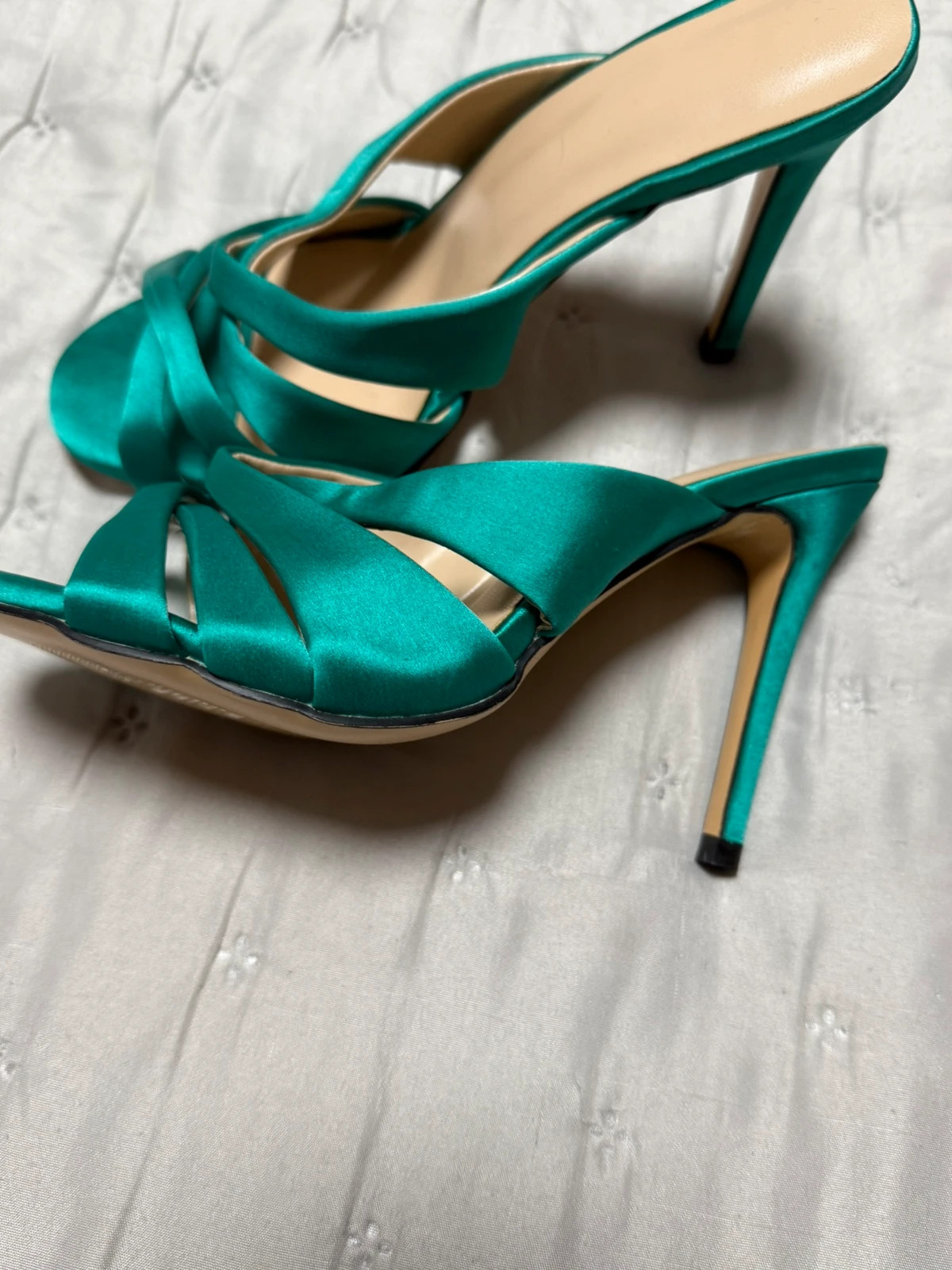 Sandalias verdes tacón fino tiras cruzadas satén fiesta, talla 37 – sin marca – taille 37 2