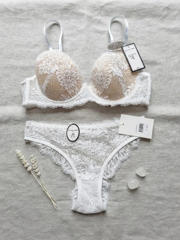 Conjunto lencería nuevo Jean-Louis Scherrer encaje blanco y nude Etiquetas