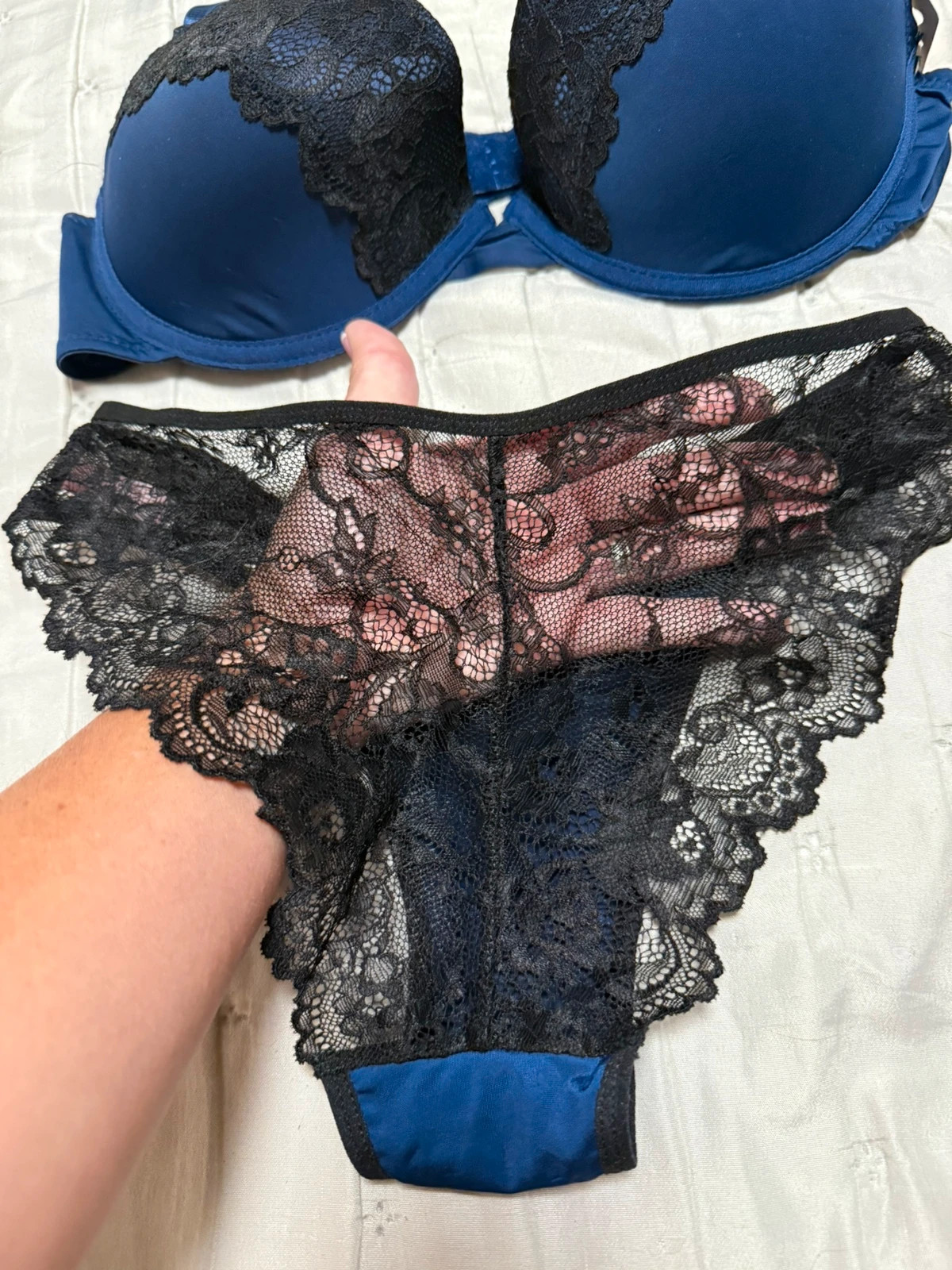 Conjunto lencería azul marino y negro Les Petites Bombes T. 95C y S Nuevo – Les Petites Bombes – taille 95C 5