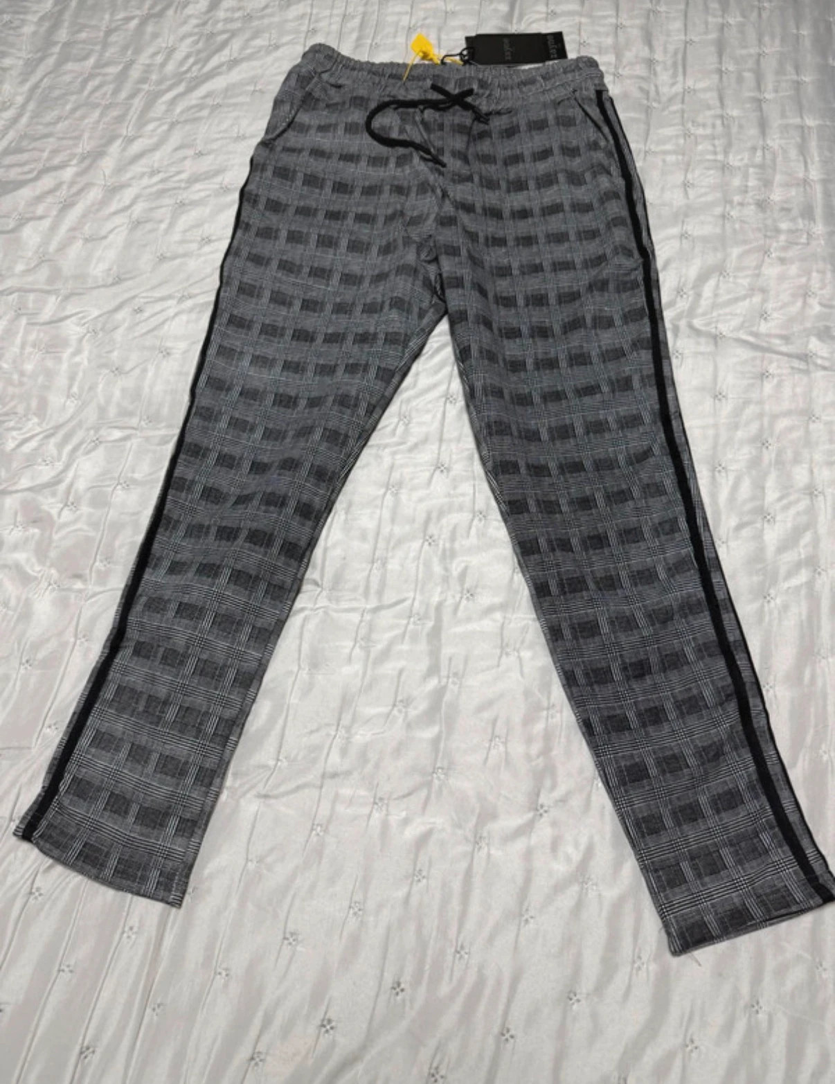 Pantalón de cuadros estilo jogger/chino con rayas laterales - Zayne – ZAYNE – taille L 2