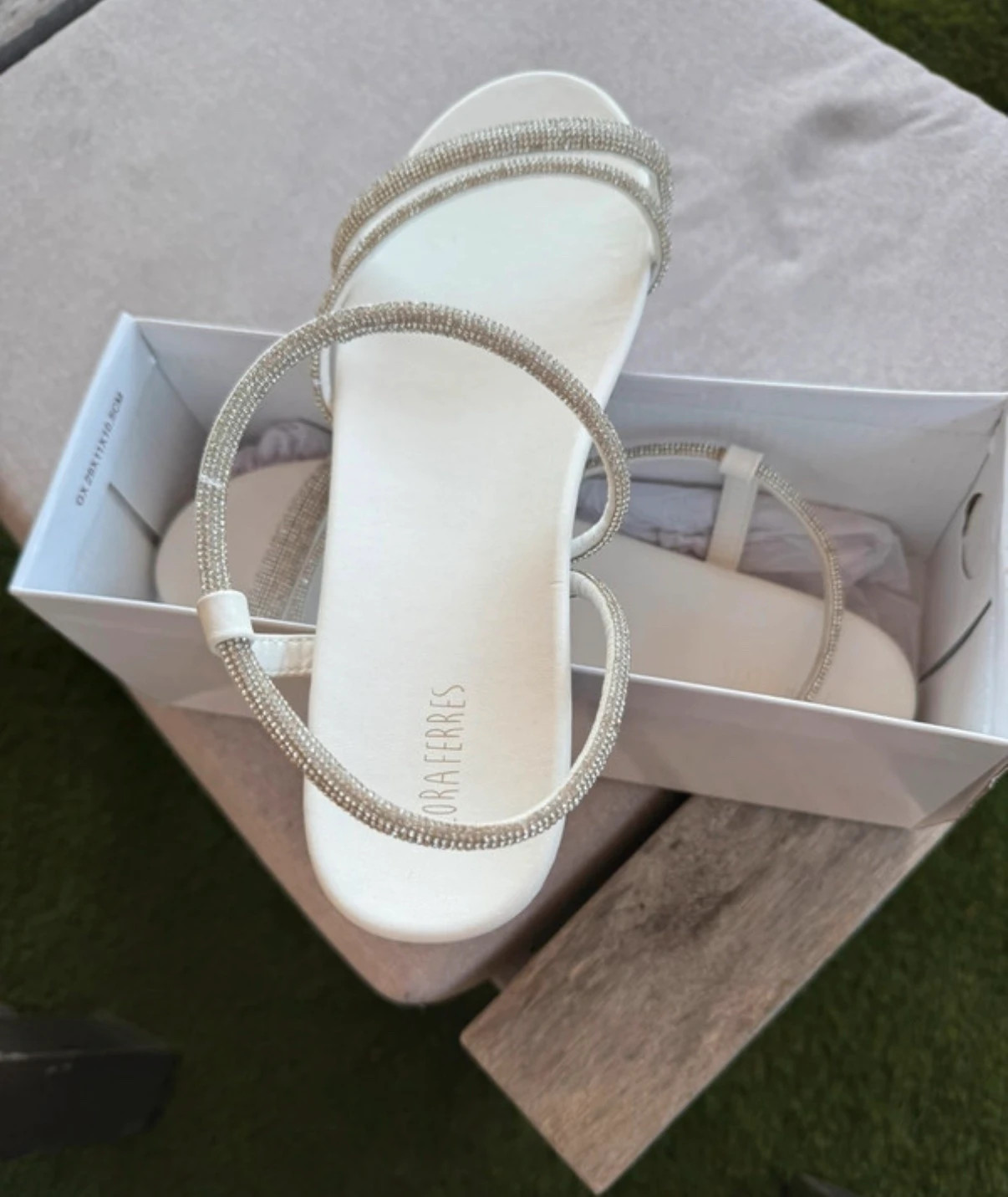 Sandalia de tiras con brillantes plateados de Lora Ferres talla 41 – Lora Ferres – taille 41 3