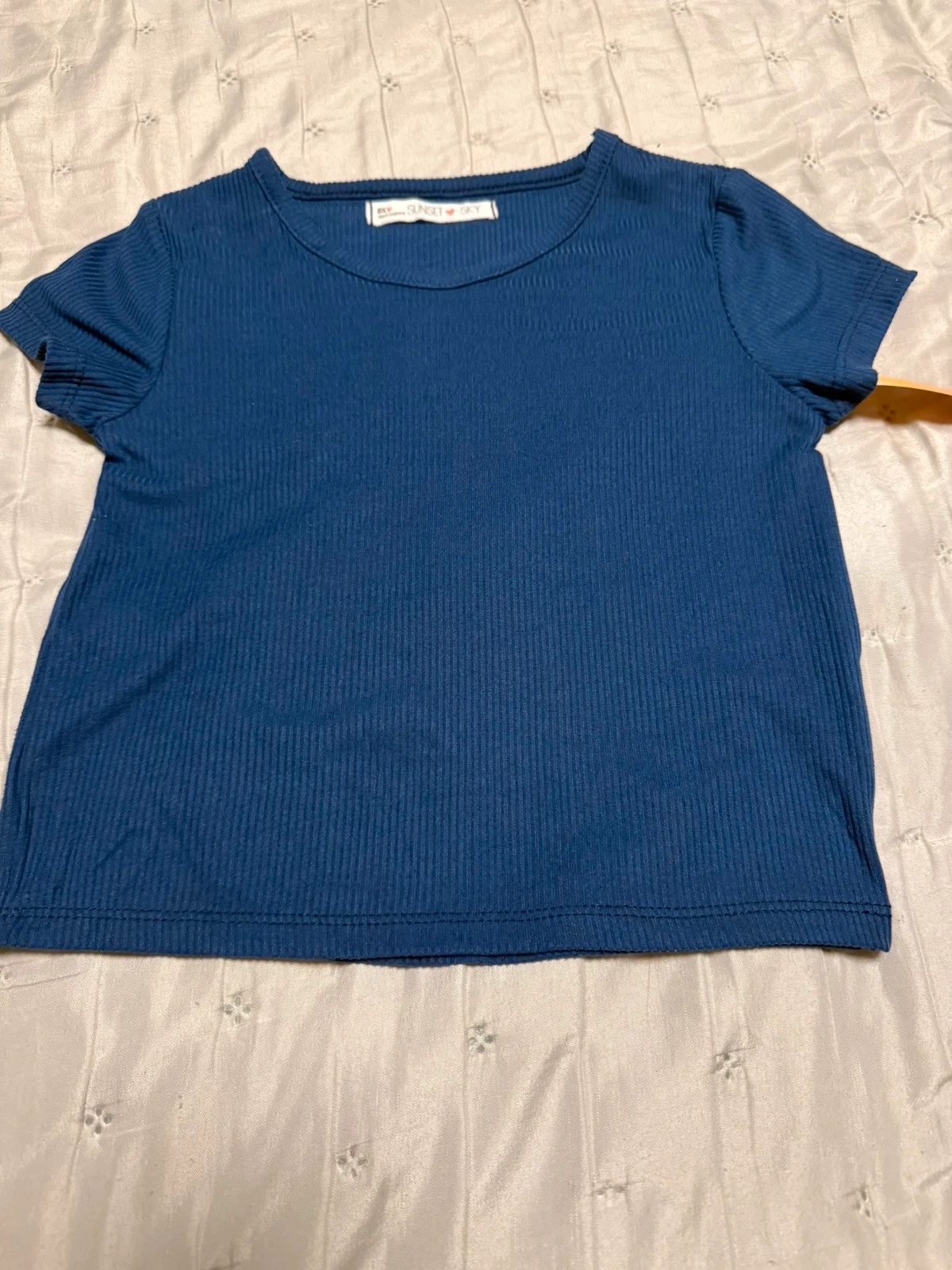 Camiseta top básica azul marino canalé niña talla 6años. Con etiqueta – Sunset Sky – taille 6 ans / 116 cm 2