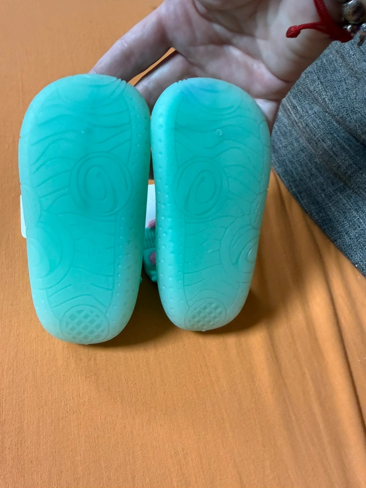 Zapatitos / patucos de primeros pasos con suela de goma flexible y diseño de animalito 🐾💚 – Yo! Club – taille 24 5