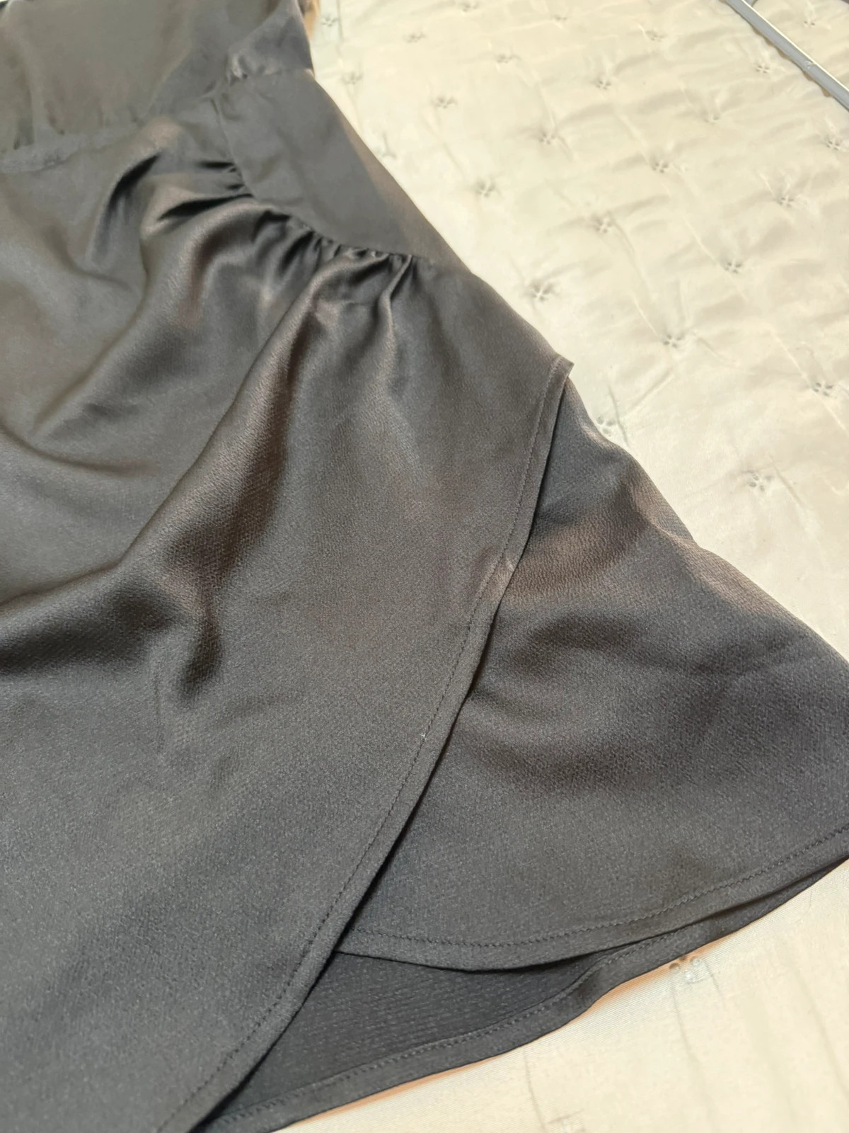 Vestido negro satén asimétrico – Georgia Rose – taille M / 38 / 10 3