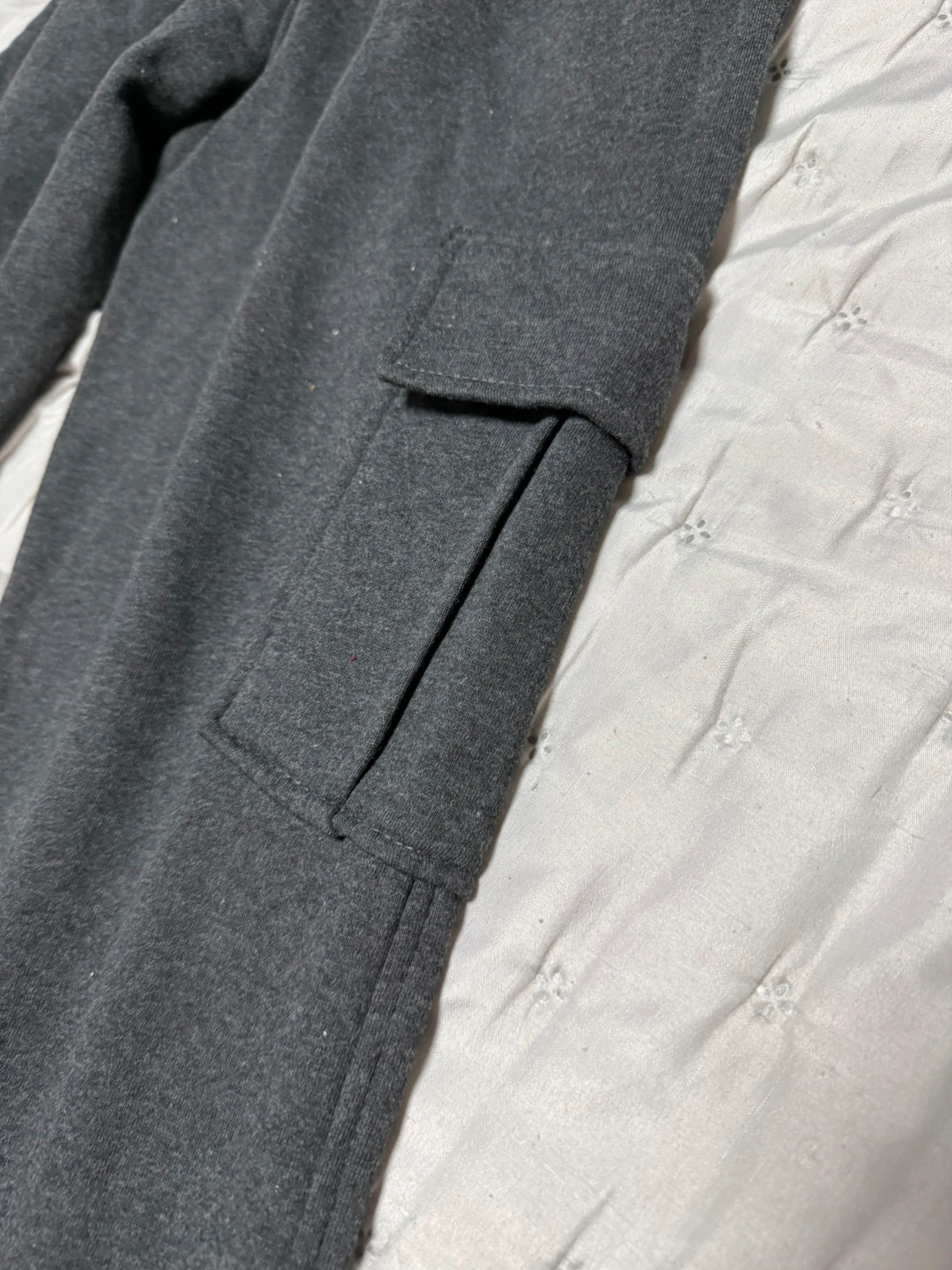 Pantalón jogger cargo gris oscuro con etiqueta "catch" – Catch – taille S 4
