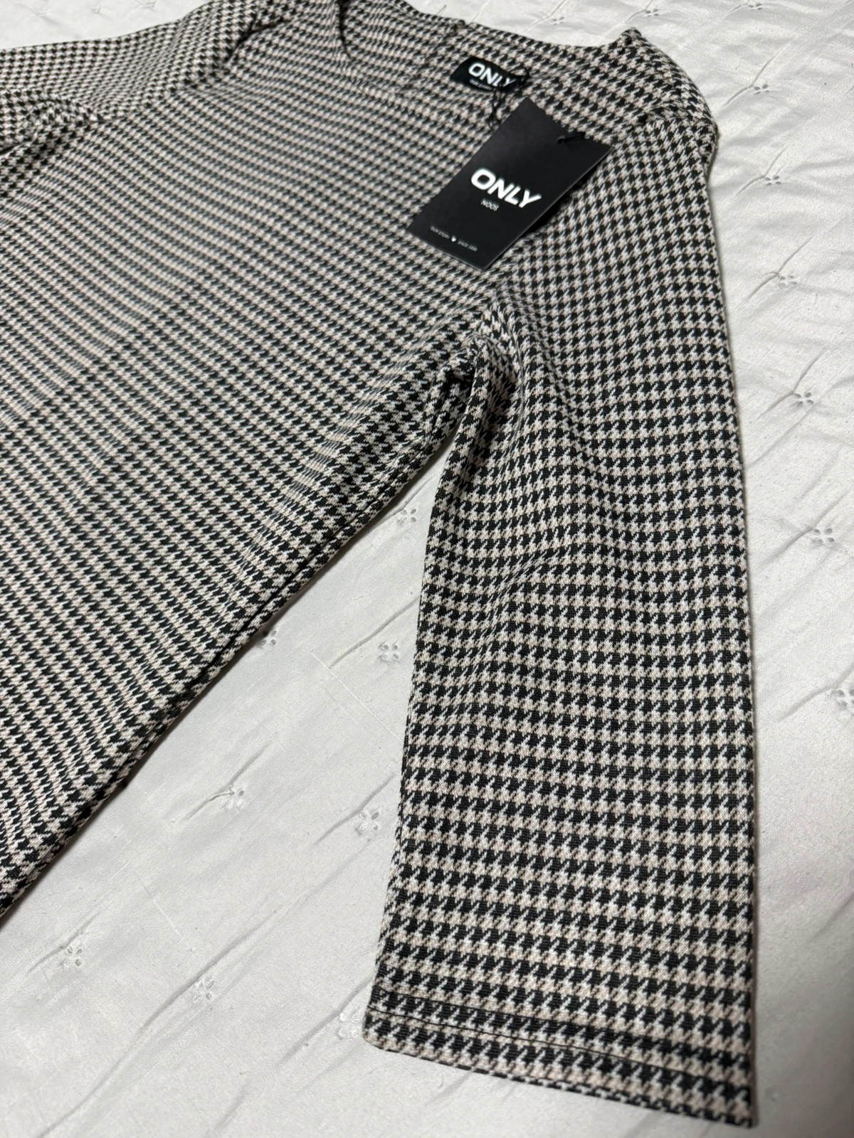 Vestido de cuadros: el básico infalible – ONLY – taille XS / 34 / 6 4