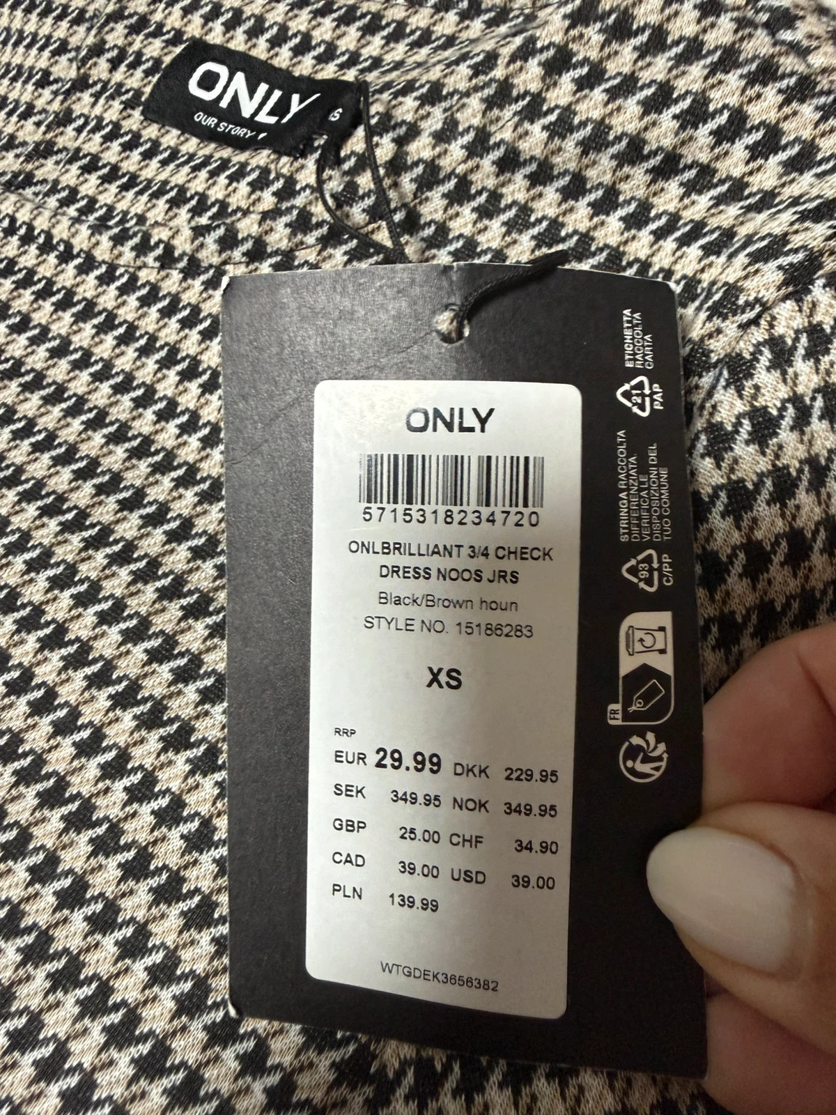 Vestido de cuadros: el básico infalible – ONLY – taille XS / 34 / 6 5