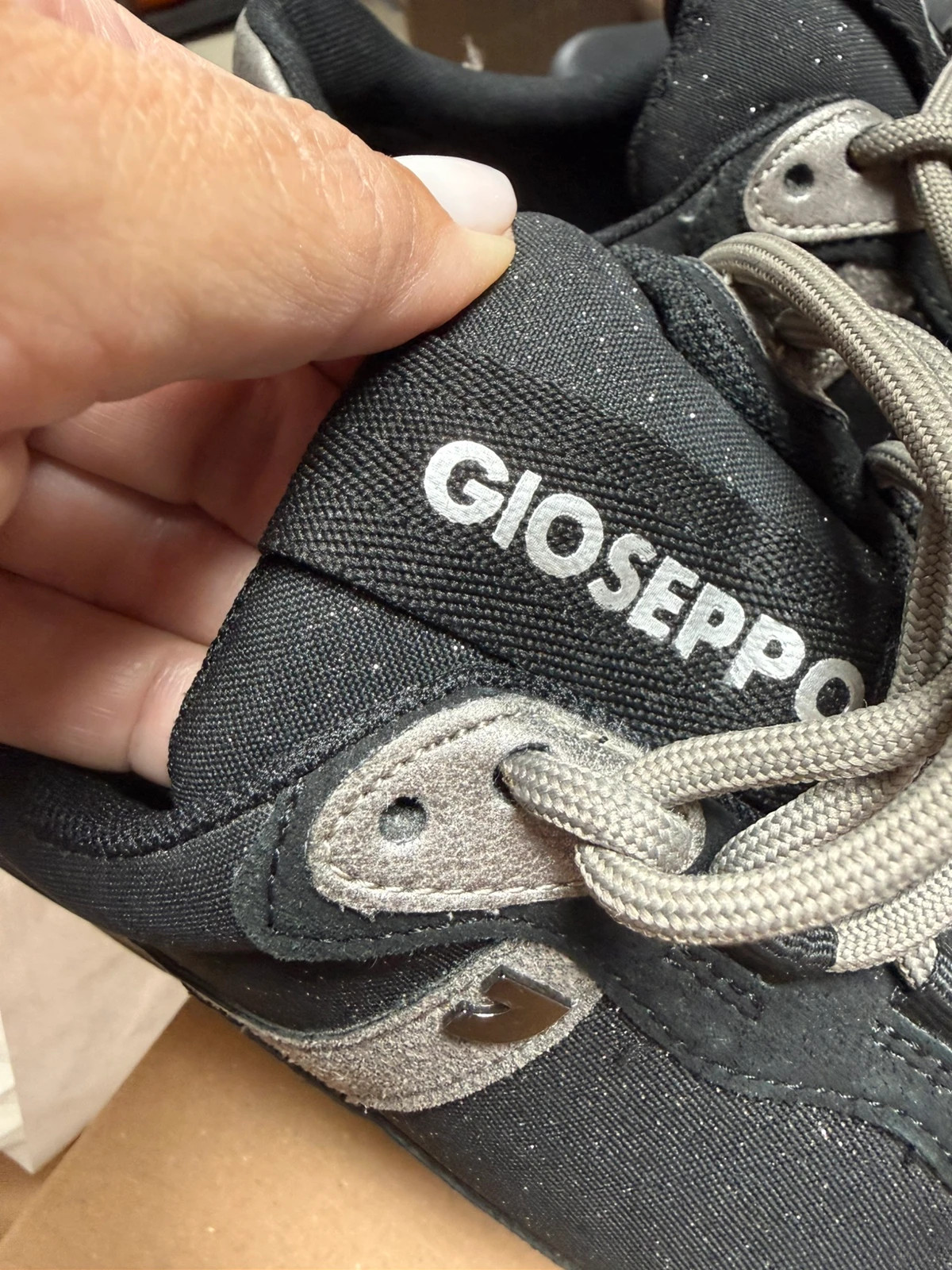 Zapatillas Gioseppo Negras y Plateadas - Talla 40 – Gioseppo – taille 40 3