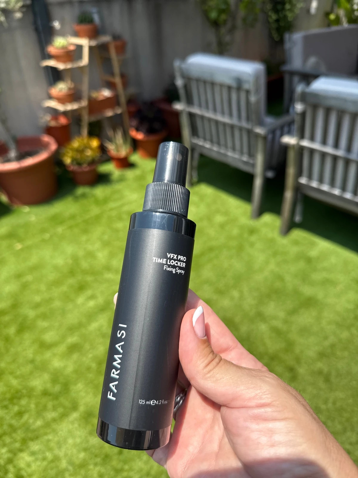Spray fijador maquillaje – Farmasi 2