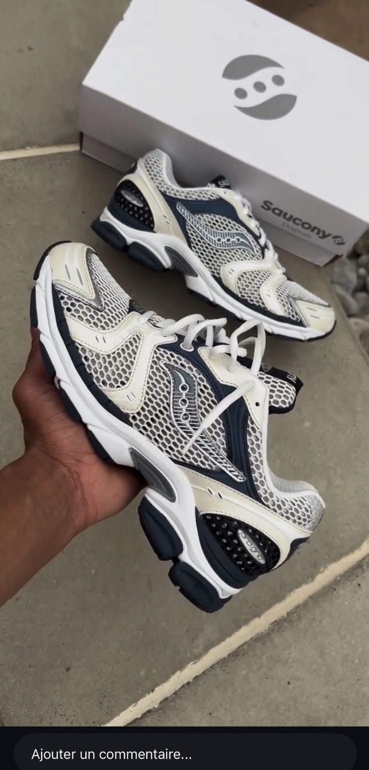 Saucony triumph 4 bleu blanc