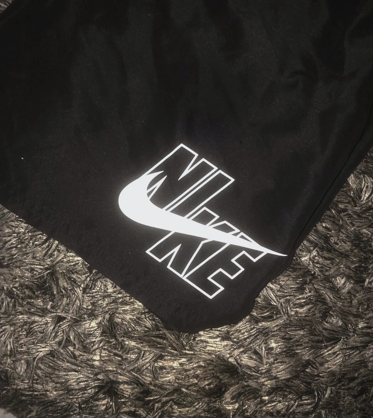 Short Nike noir avec logo blanc – Style sportif – Nike – taille EU 37 2