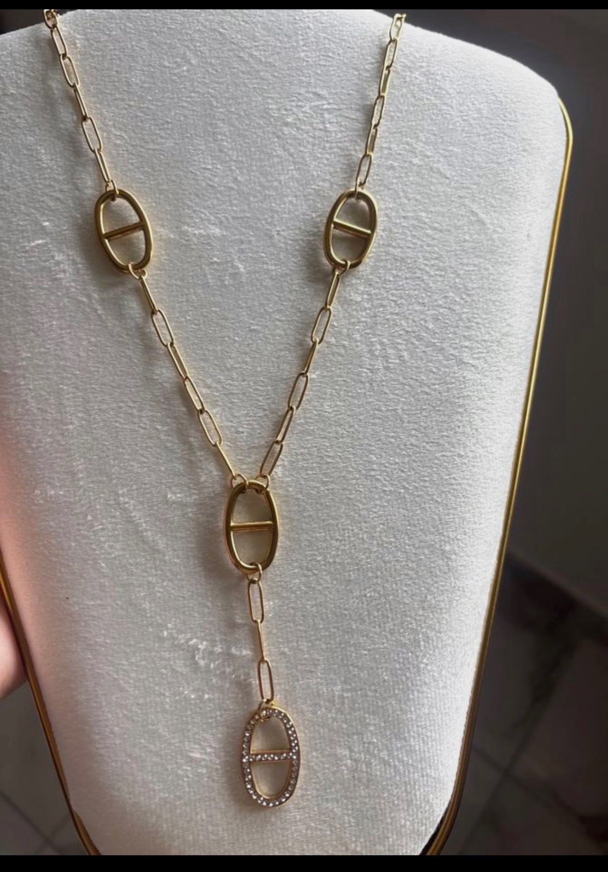 Collier cravate doré maillons grain de café