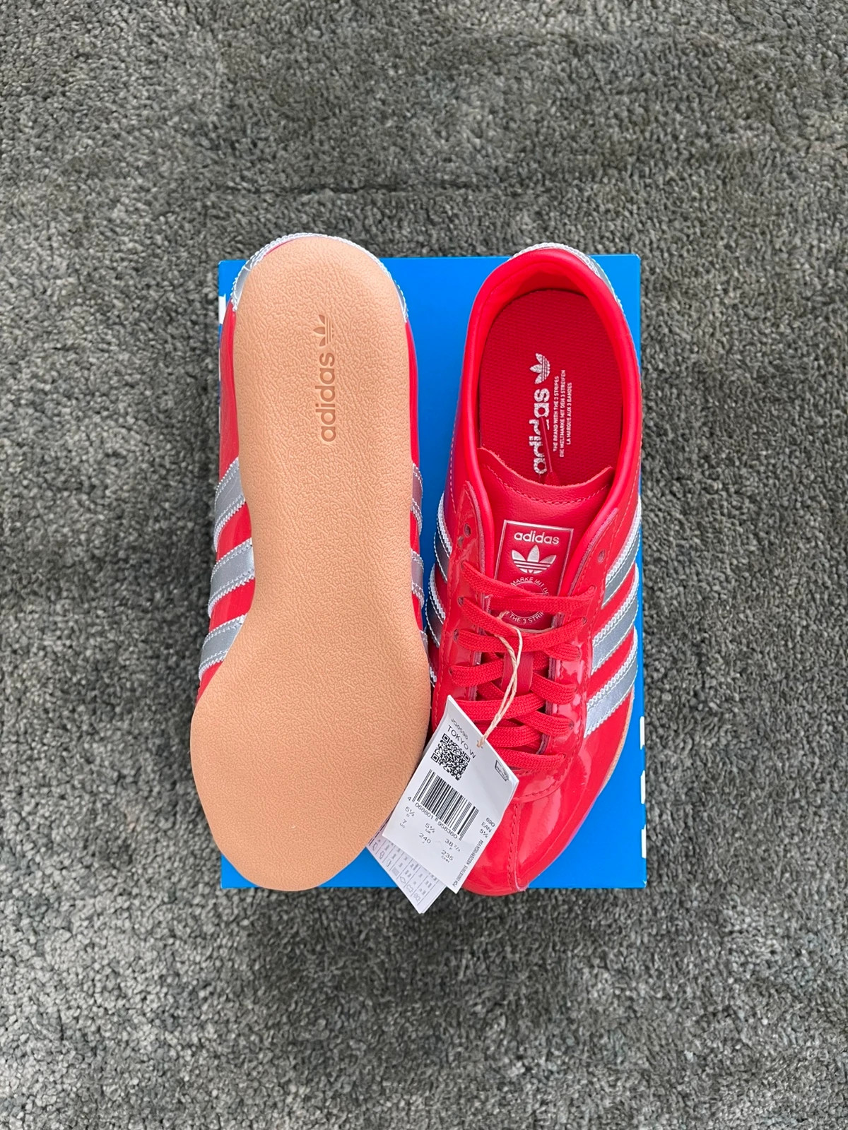 Adidas Tokyo W neuves – Rouge / Argent – Taille 37 1/3 – adidas – taille 37 5