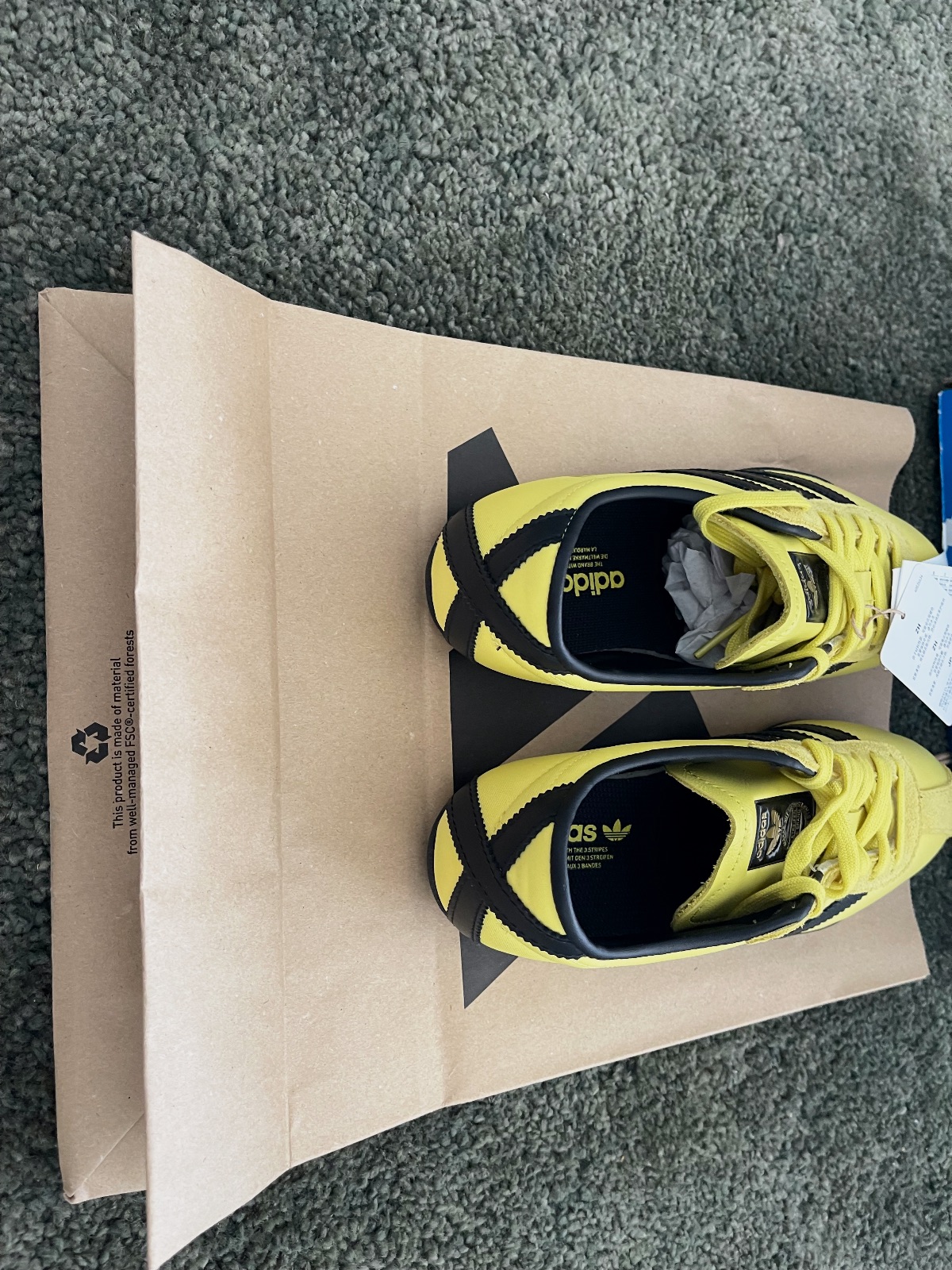 Baskets Adidas Tokyo jaunes et noires – Adidas – taille EU 36 4