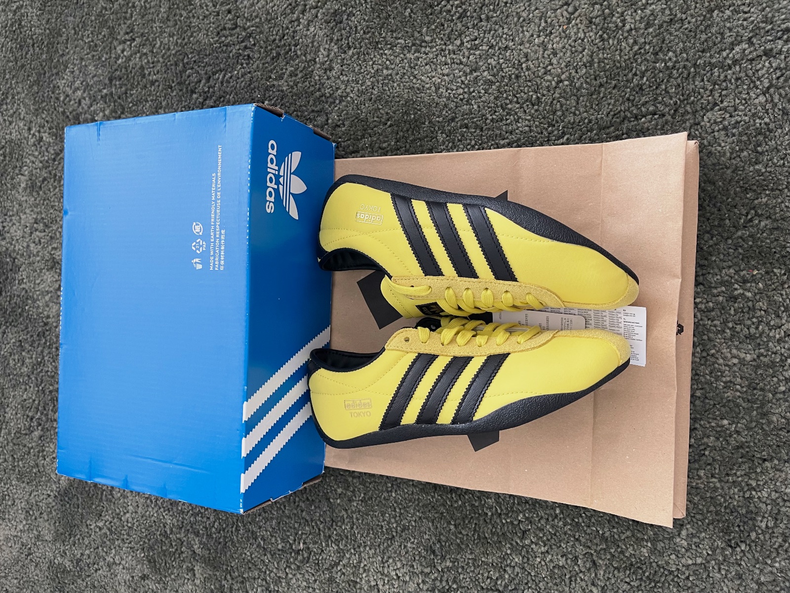 Baskets Adidas Tokyo jaunes et noires – Adidas – taille EU 36 2