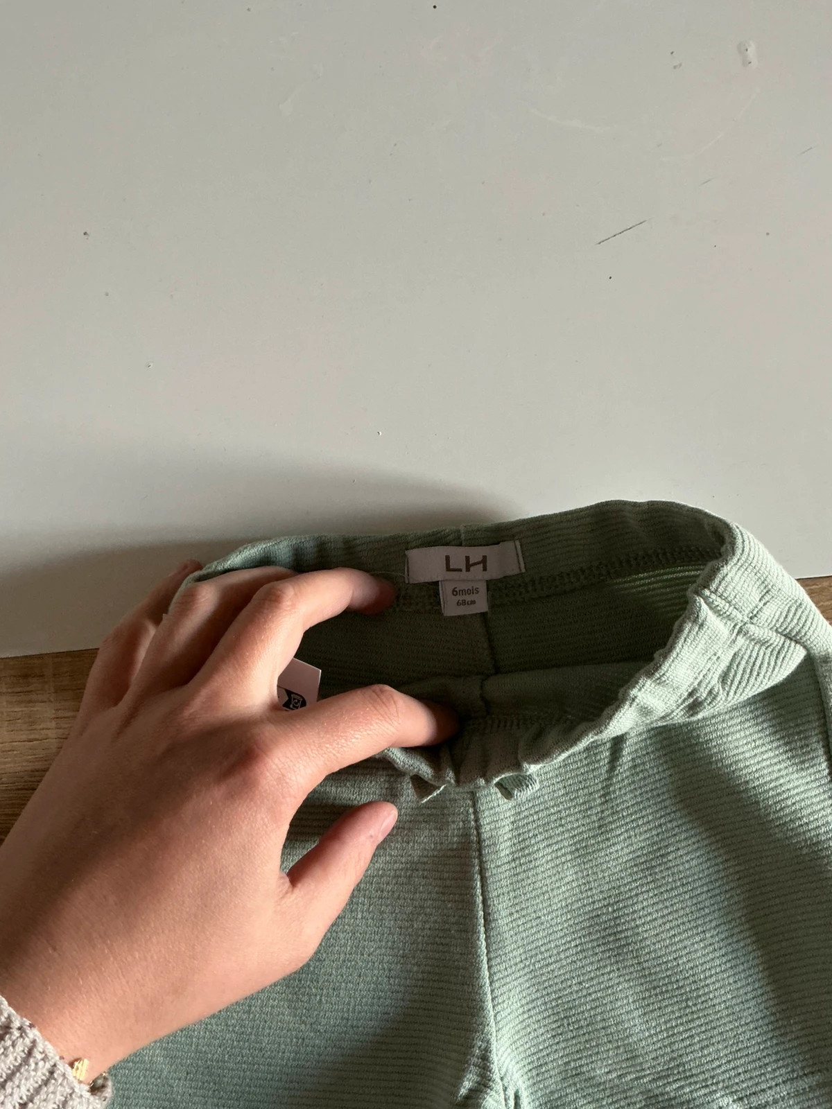 Short, garçon – LH – taille 6-9 mois / 68 cm 2
