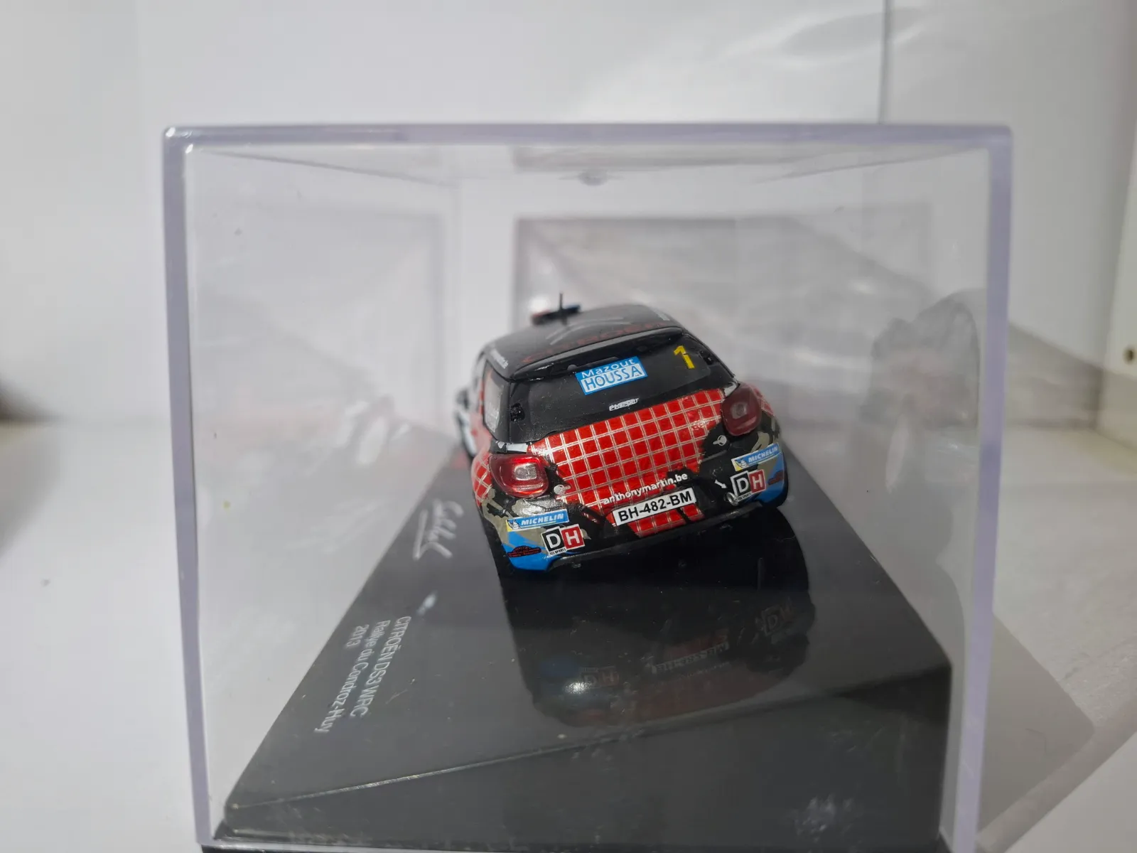 Voiture miniature Citroën DS3 WRC Sébastien Loeb – Citroën 2