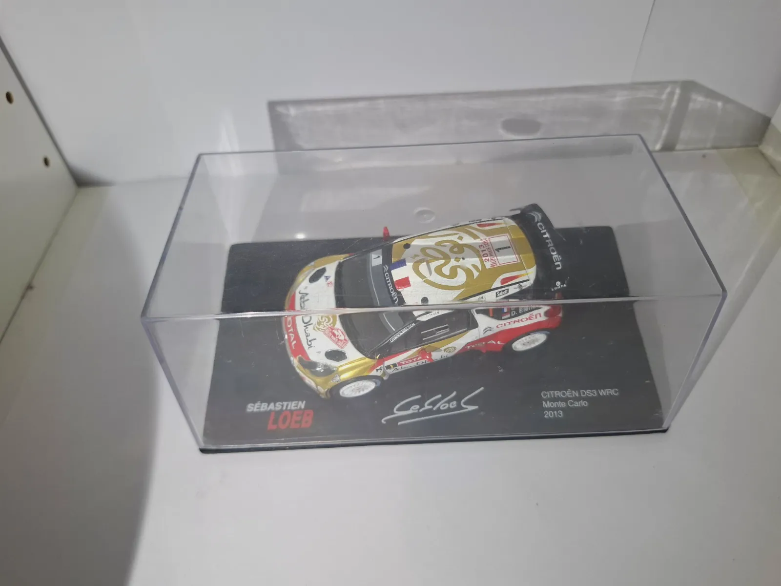 Voiture miniature Citroën DS3 WRC Sébastien Loeb – Citroën 5