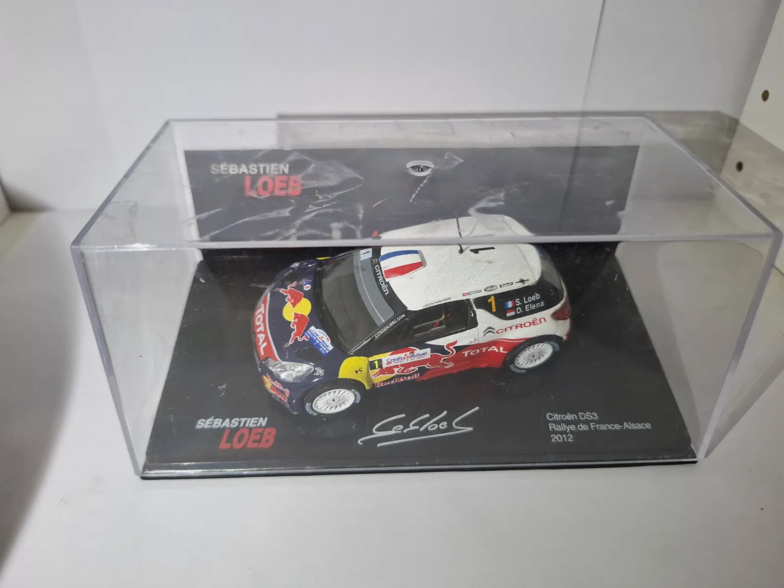 Voiture miniature Citroën DS3 WRC Sébastien Loeb 2012 – Citroën 5