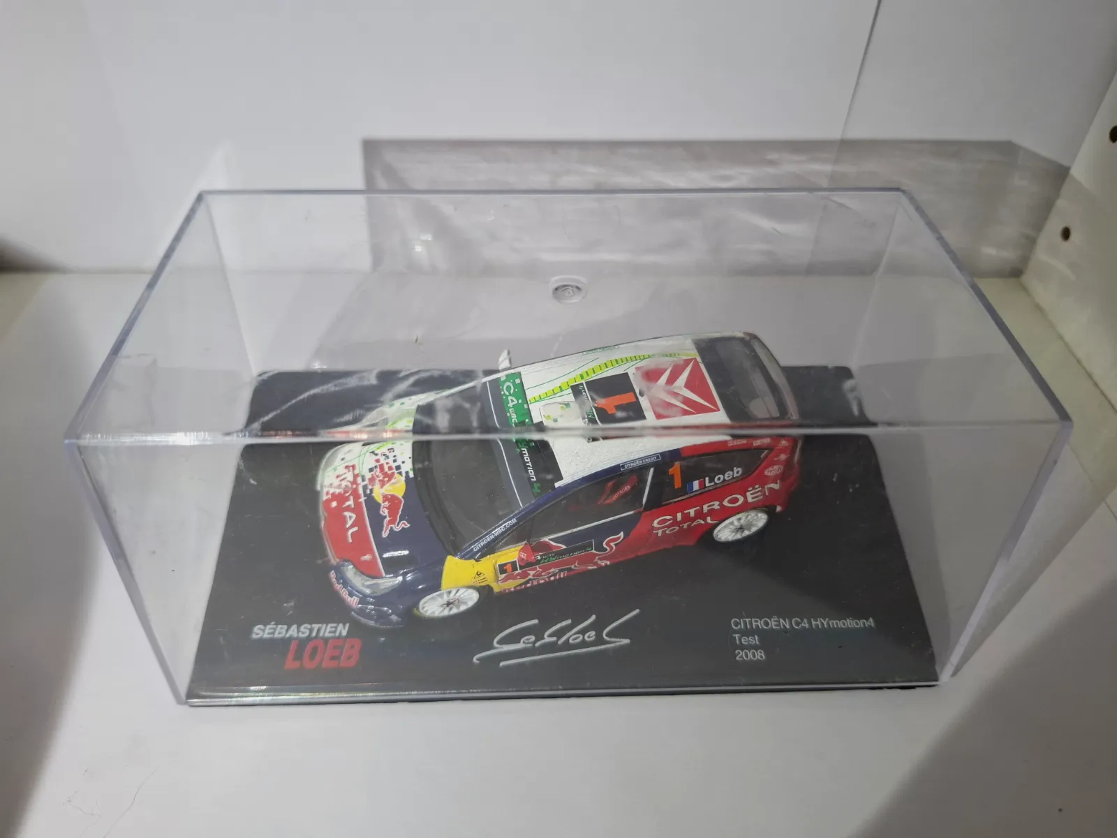Voiture miniature Citroën C4 HYmotion4 Sébastien Loeb 2008 – Citroën 6