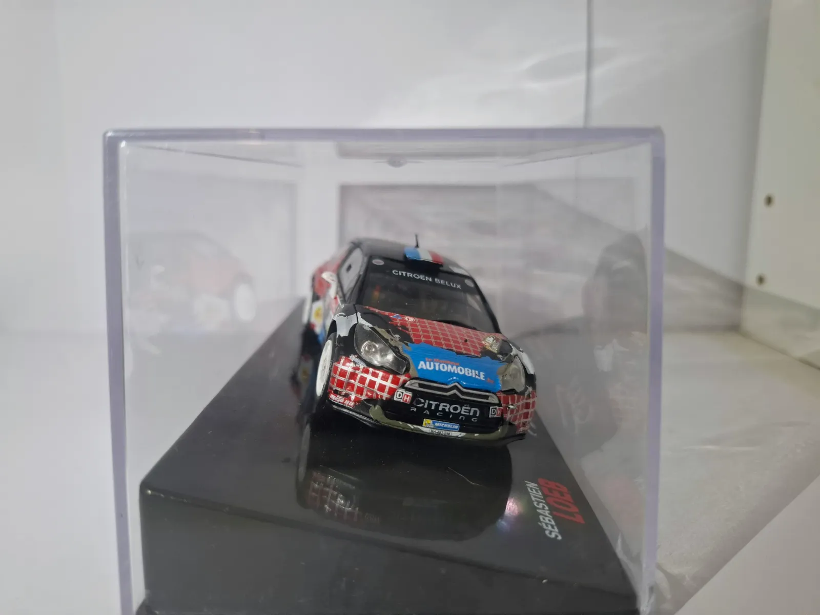 Voiture miniature Citroën DS3 WRC Sébastien Loeb – Citroën 4