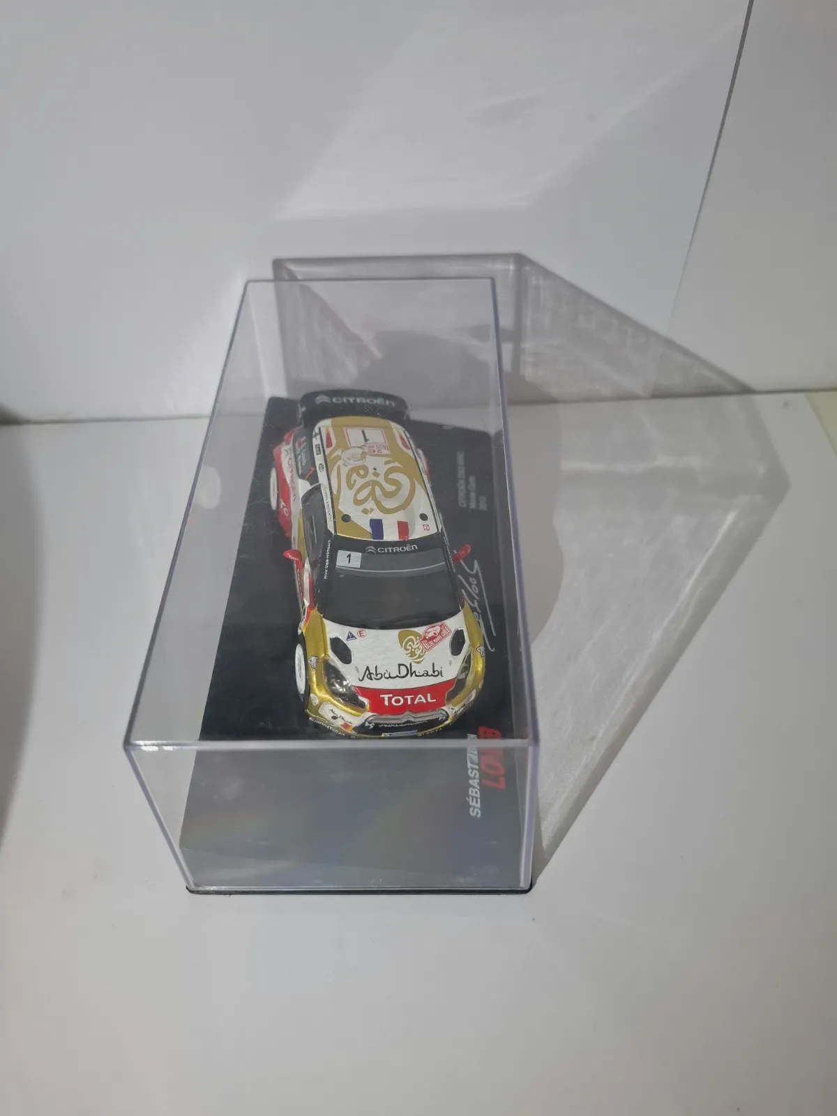 Voiture miniature Citroën DS3 WRC Sébastien Loeb – Citroën 7
