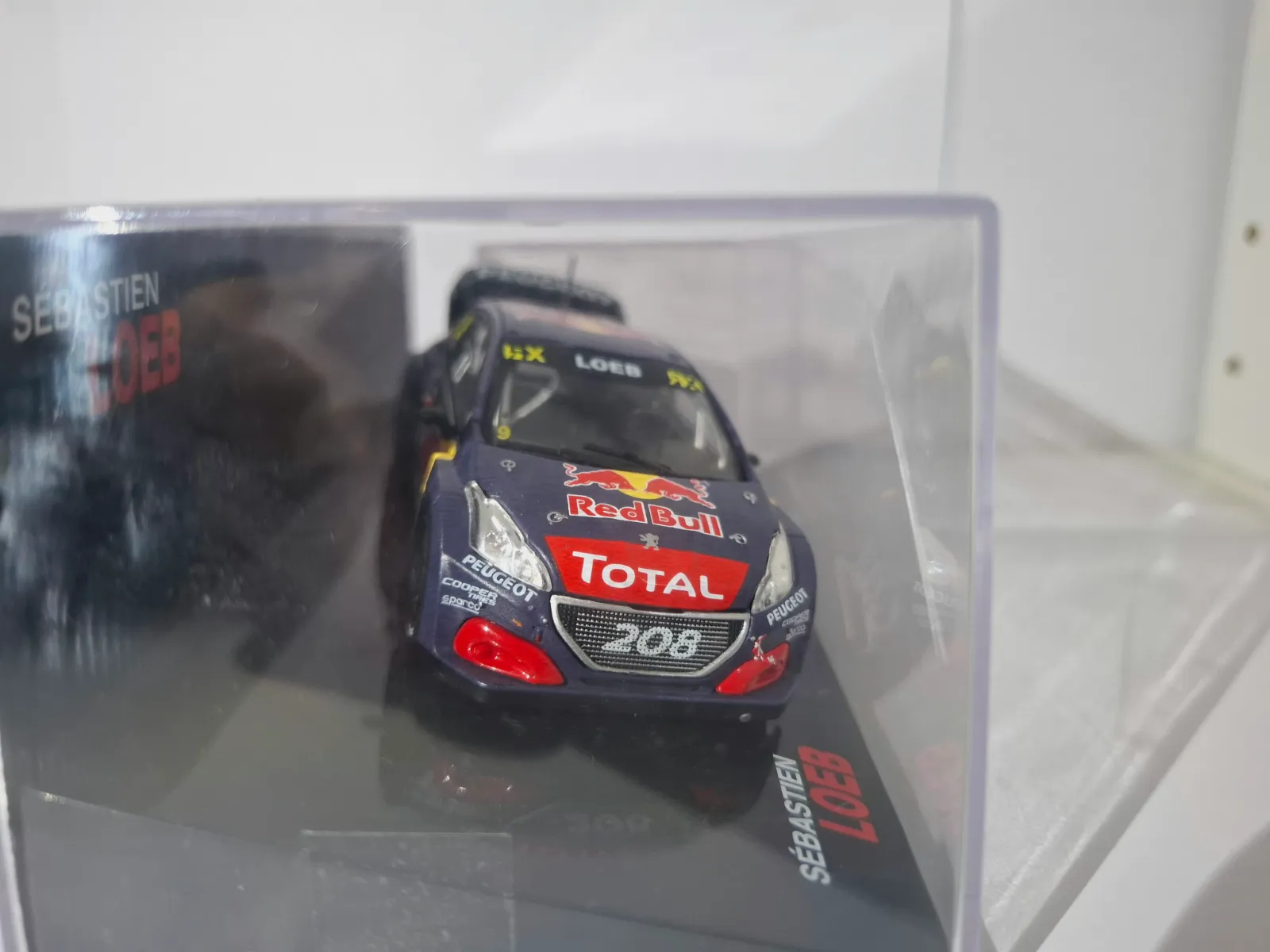 Voiture miniature Peugeot 208 WRX Sébastien Loeb 2018 – Peugeot 4