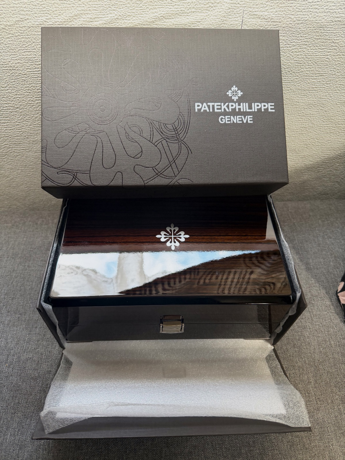 Boîte à montre en bois Patek Philippe Genève – Patek Philippe – taille Taille unique 2