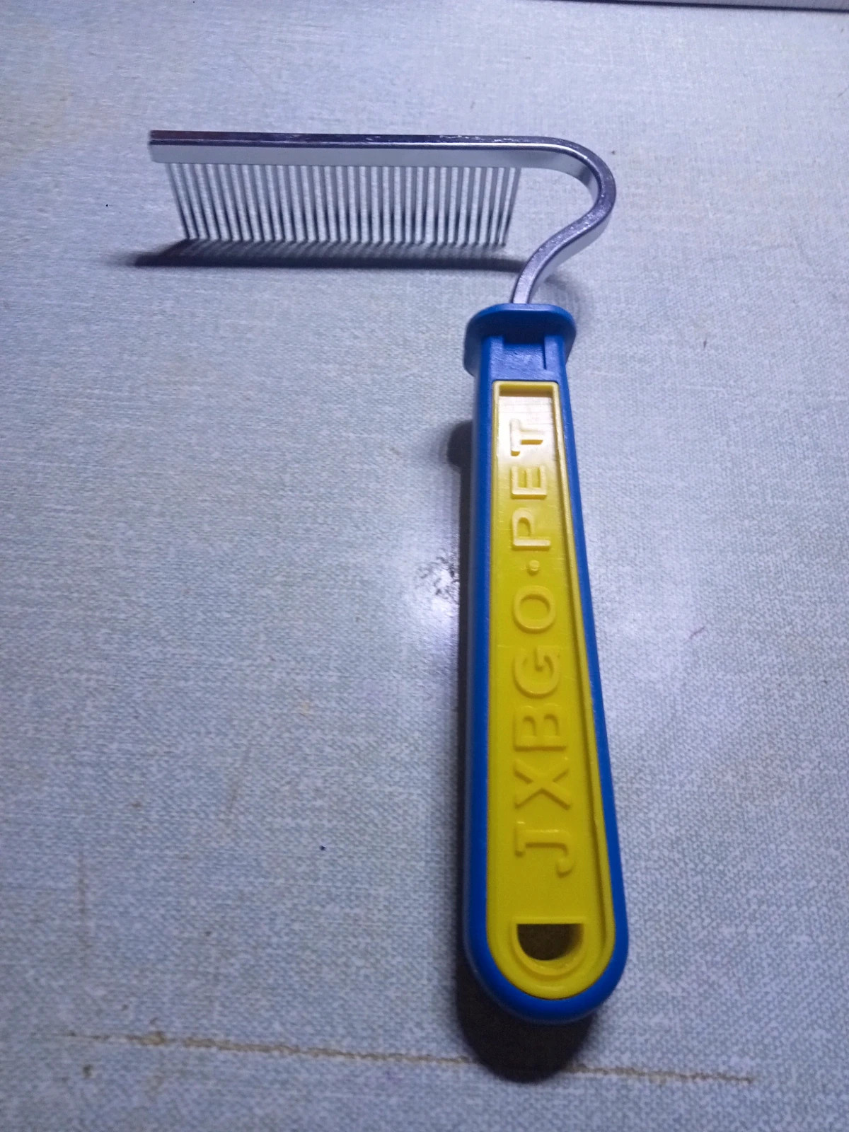 Peigne en acier inoxydable pour chien et chat 2