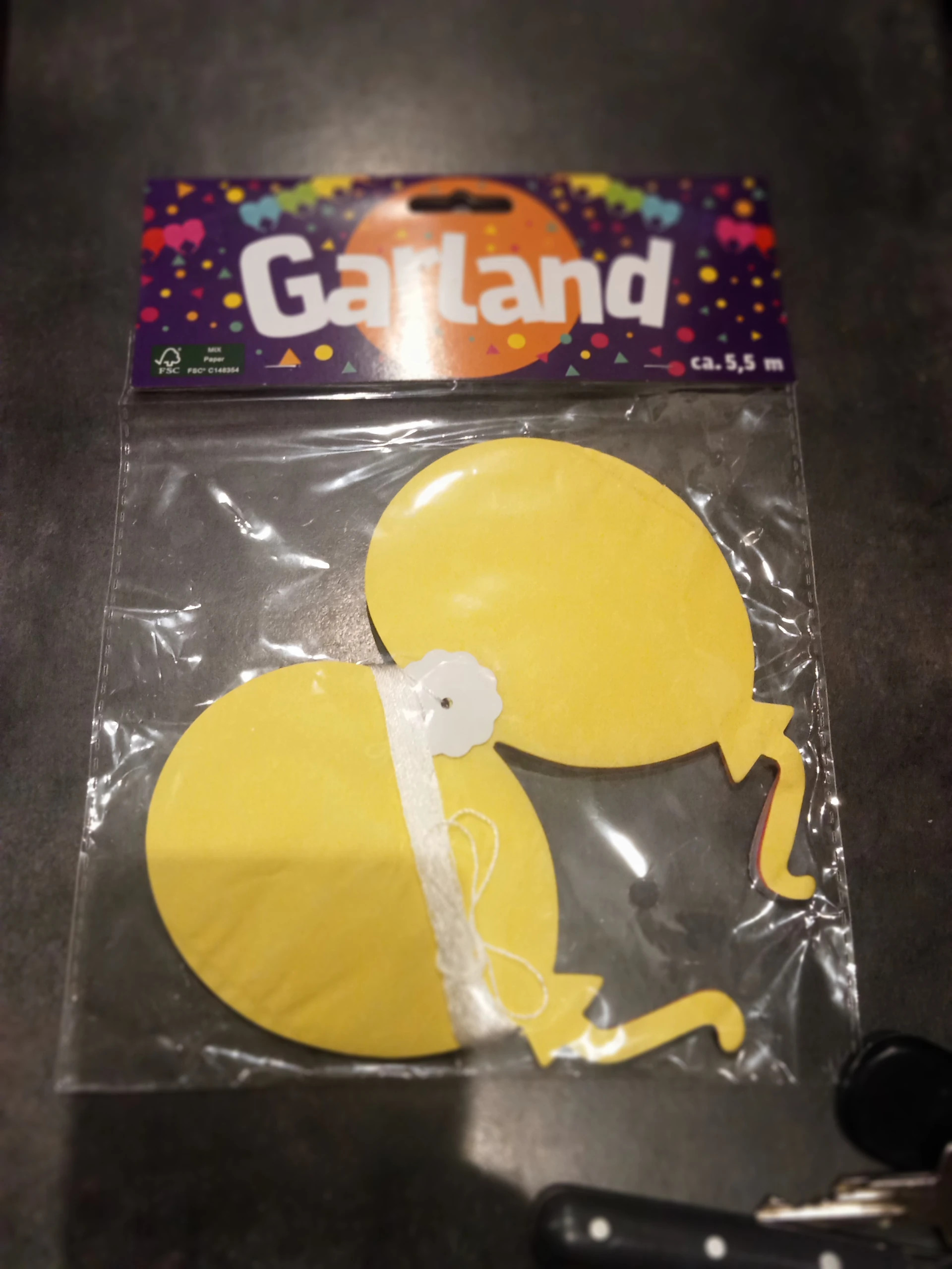 Guirlande papier en forme de ballon