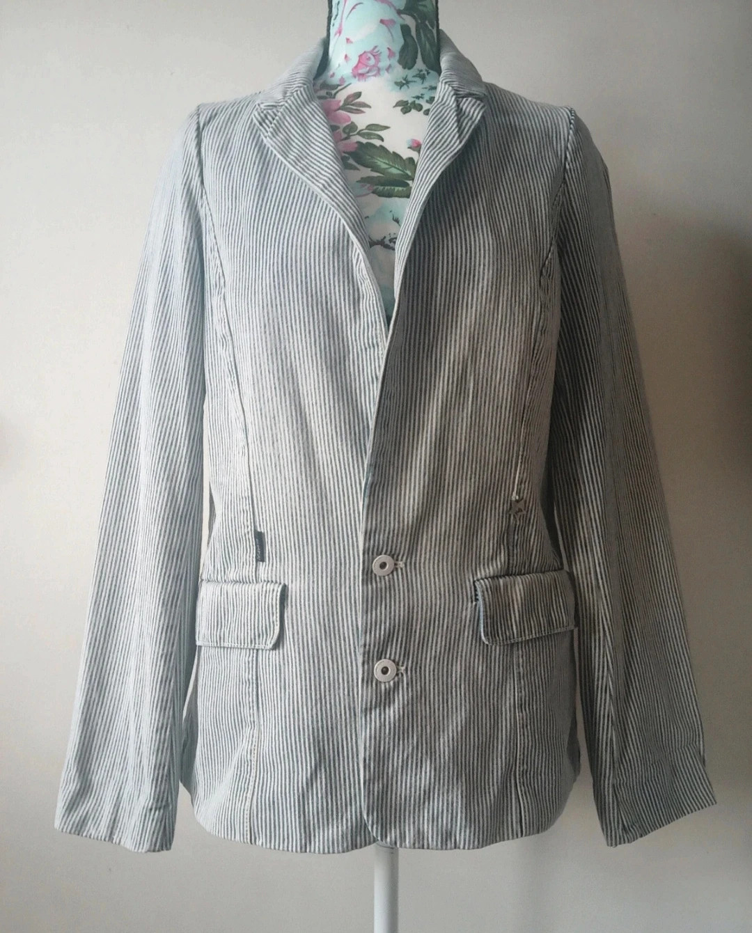 Blazer ONLY denim rayé 100% coton – T36 – Chic & tendance 🤍💙 – ONLY – taille XS / 34 / 6 2
