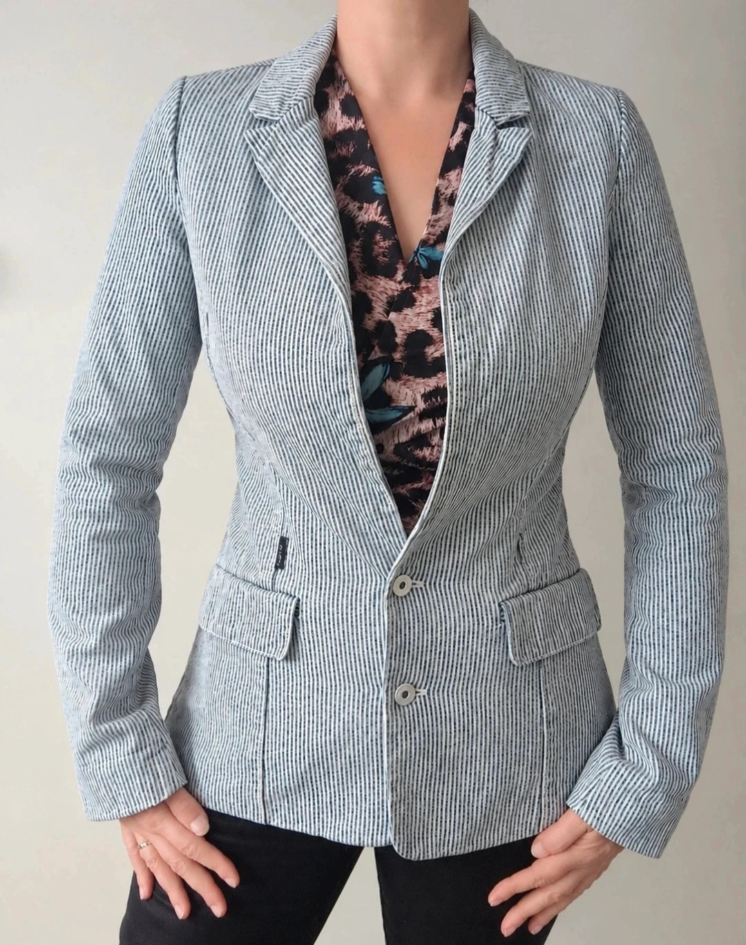 Blazer ONLY denim rayé 100% coton – T36 – Chic & tendance 🤍💙