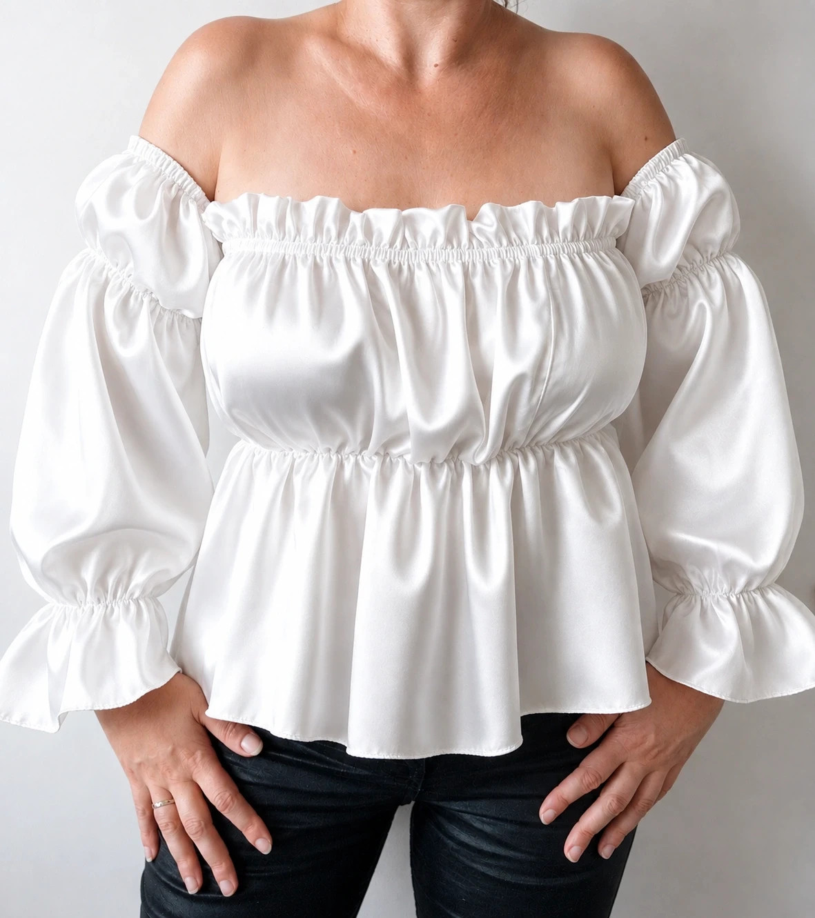 Top blanc satiné manches bouffantes 🎀 coupe cintrée – T.XS/S