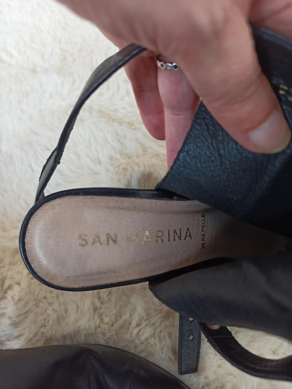 Chaussures a talons San Marina en cuir véritable noir – Pointure 38 👢🖤 – San Marina – taille 38 5