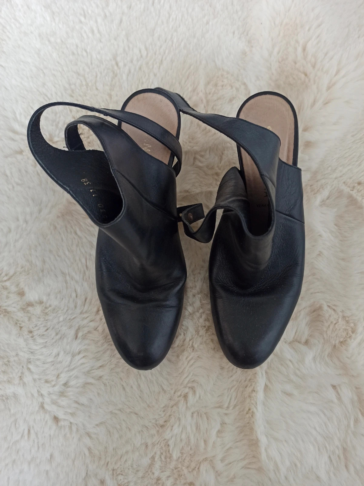Chaussures a talons San Marina en cuir véritable noir – Pointure 38 👢🖤 – San Marina – taille 38 4