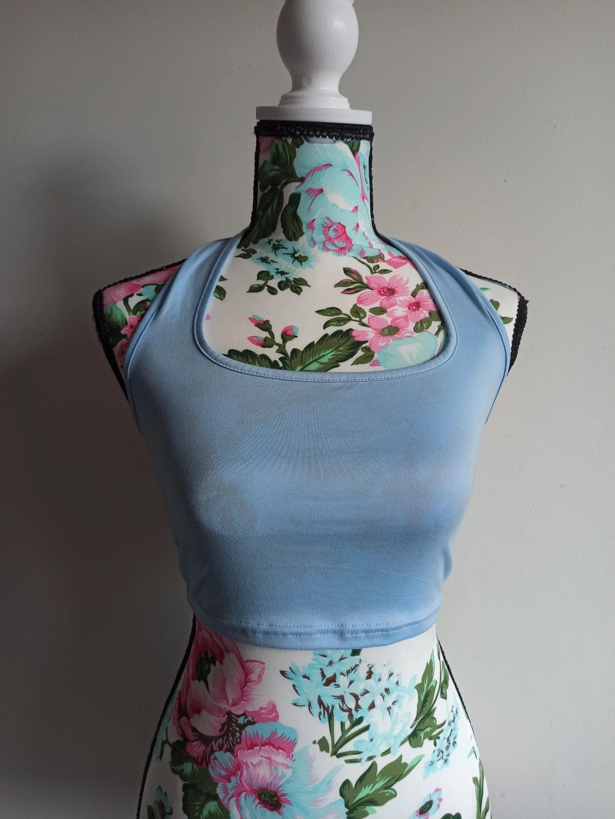 Lot de 4 crop tops SHEIN – Taille XS – Shein – taille XS / 34 / 6 3