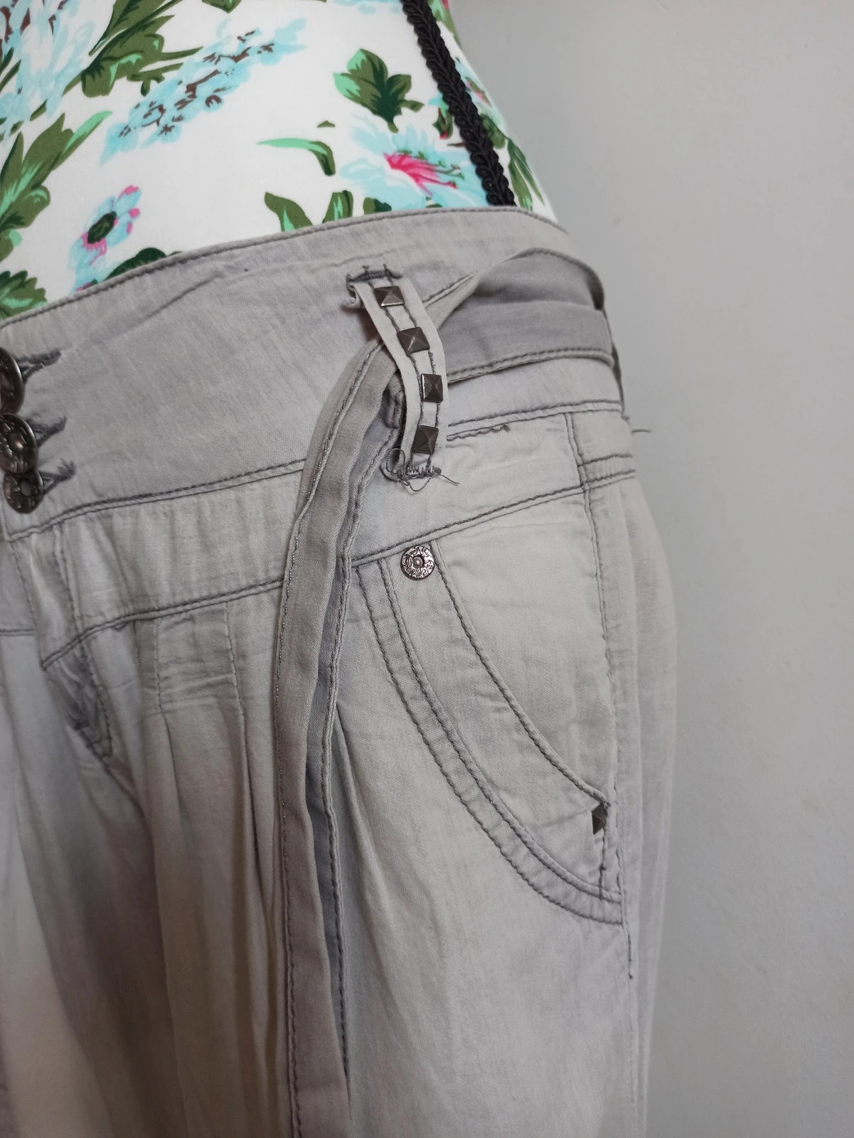 🩶 Pantacourt baggy Jennifer – Taille 38 🩶 – Jennifer – taille M / 38 / 10 4