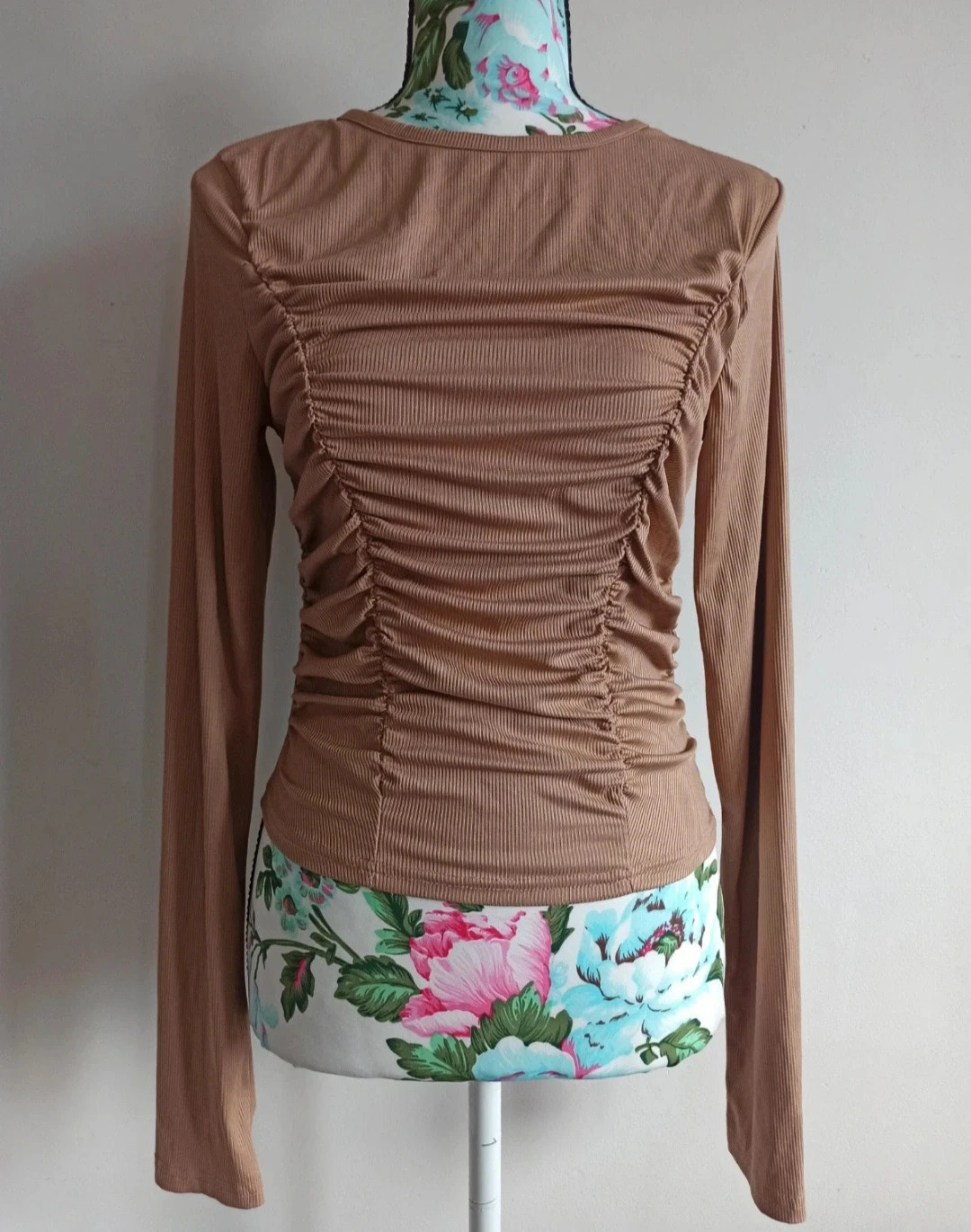 🤎 Haut Shein bae taupe côtelé & Froncé – Taille petit L manches longues – Shein – taille M / 38 / 10 2