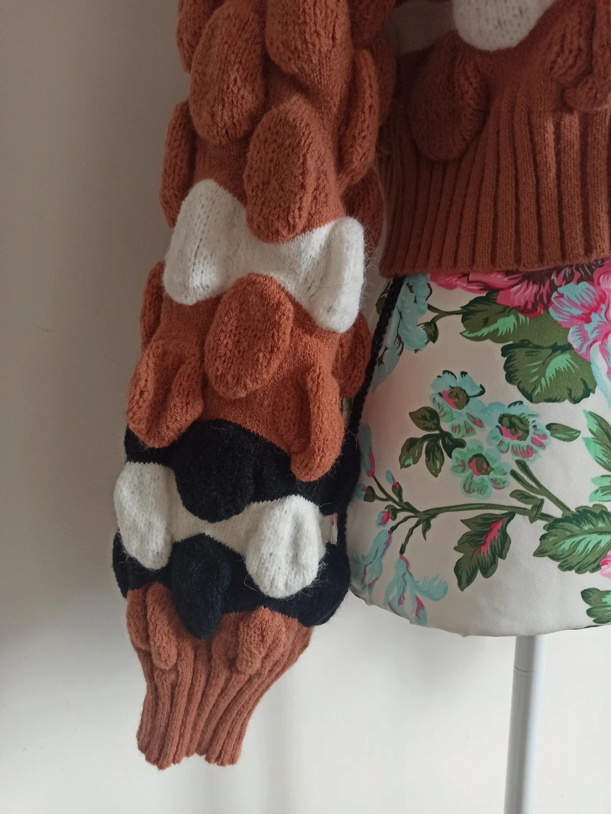 🧡 Pull court original à relief bulles – Taille M 🧶 – sans étiquette – taille M / 38 / 10 5