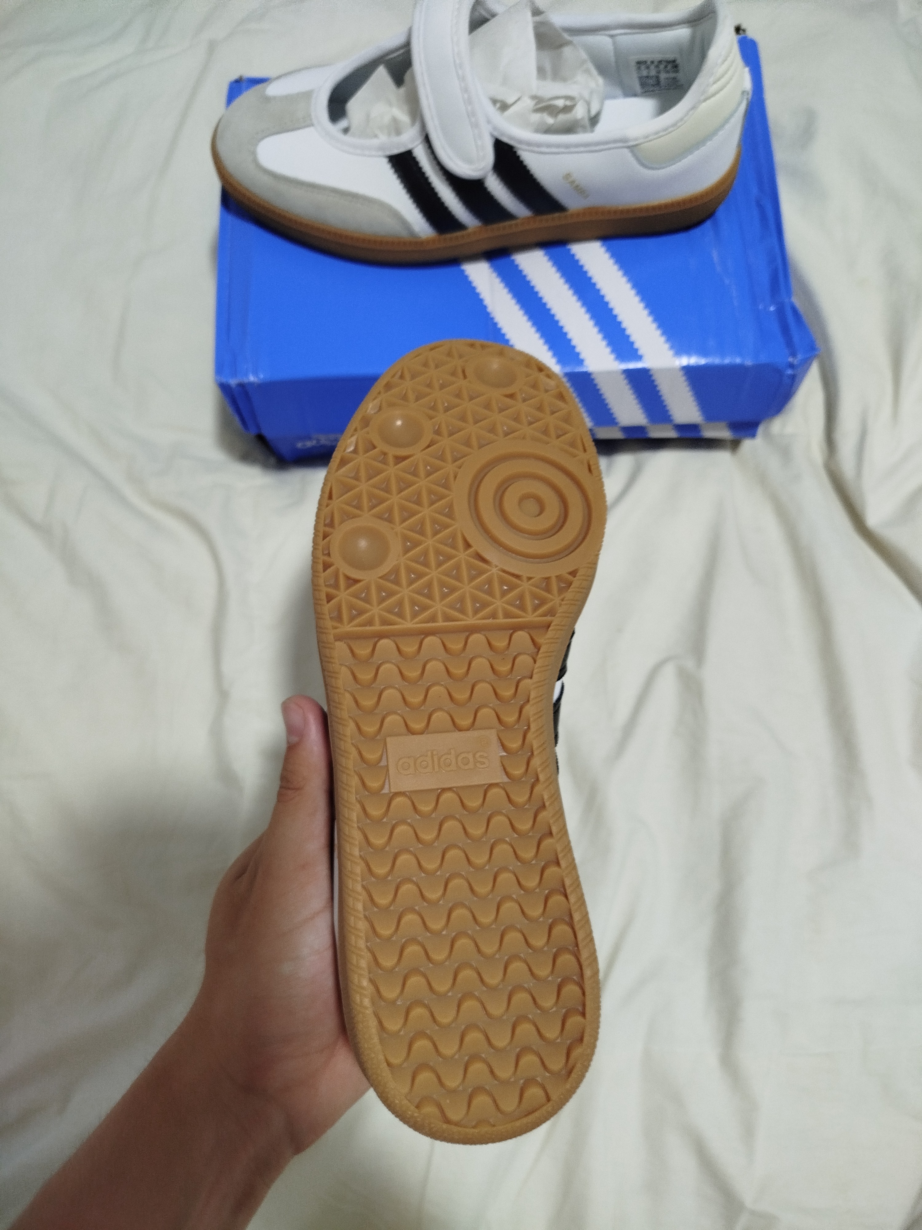 Chaussures Adidas Samba neuves 4