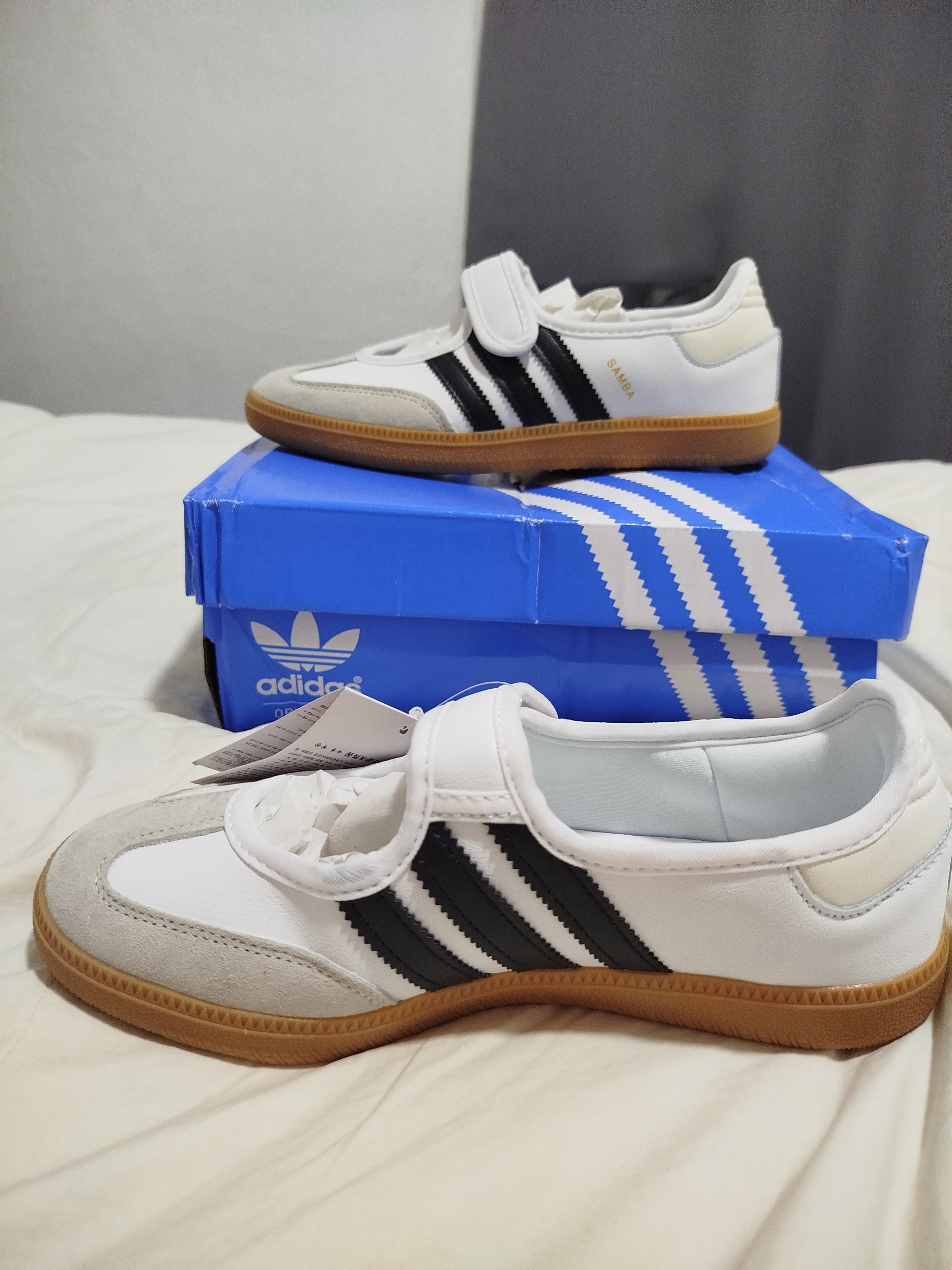 Chaussures Adidas Samba neuves