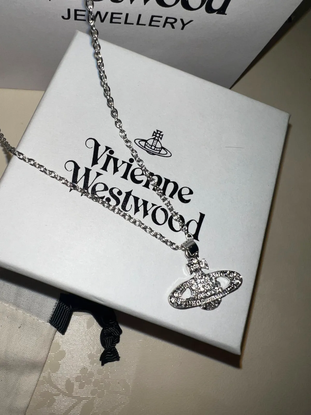 Vivienne Westwood collier pendentif argent 6