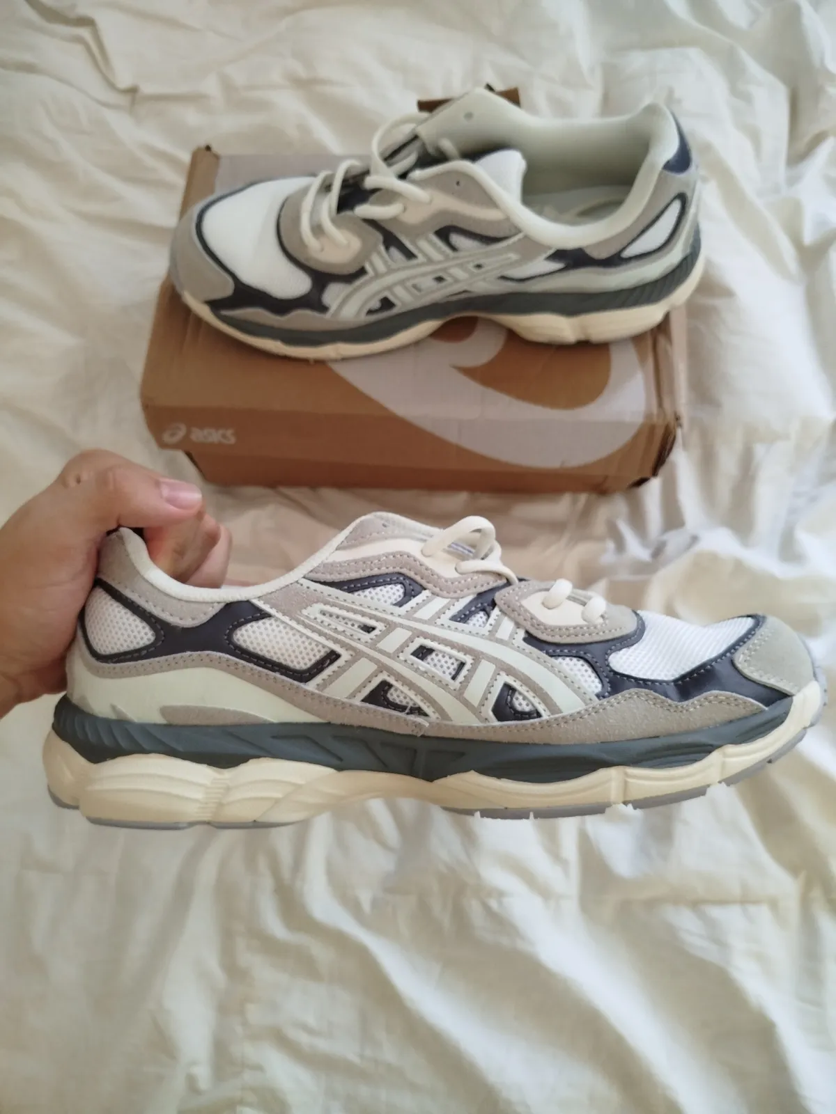 Chaussures blanche taille 44 4
